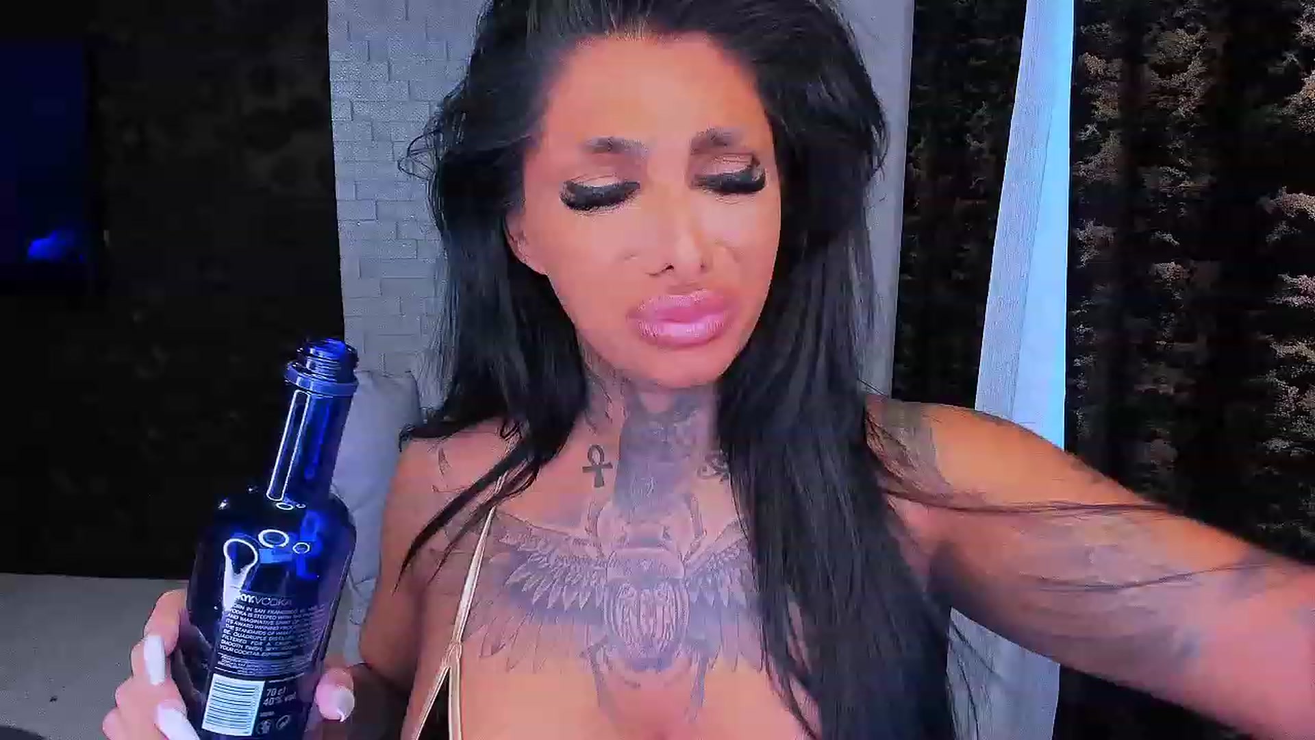Gallery image thumbnail from BarbWire007's myfreecams stream on, 07/15/2023, 17:15 image 13 of 20