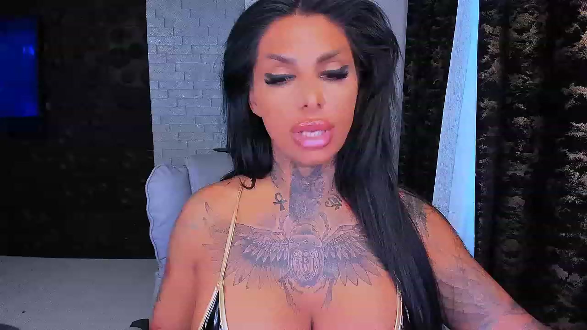Gallery image thumbnail from BarbWire007's myfreecams stream on, 07/15/2023, 17:15 image 12 of 20