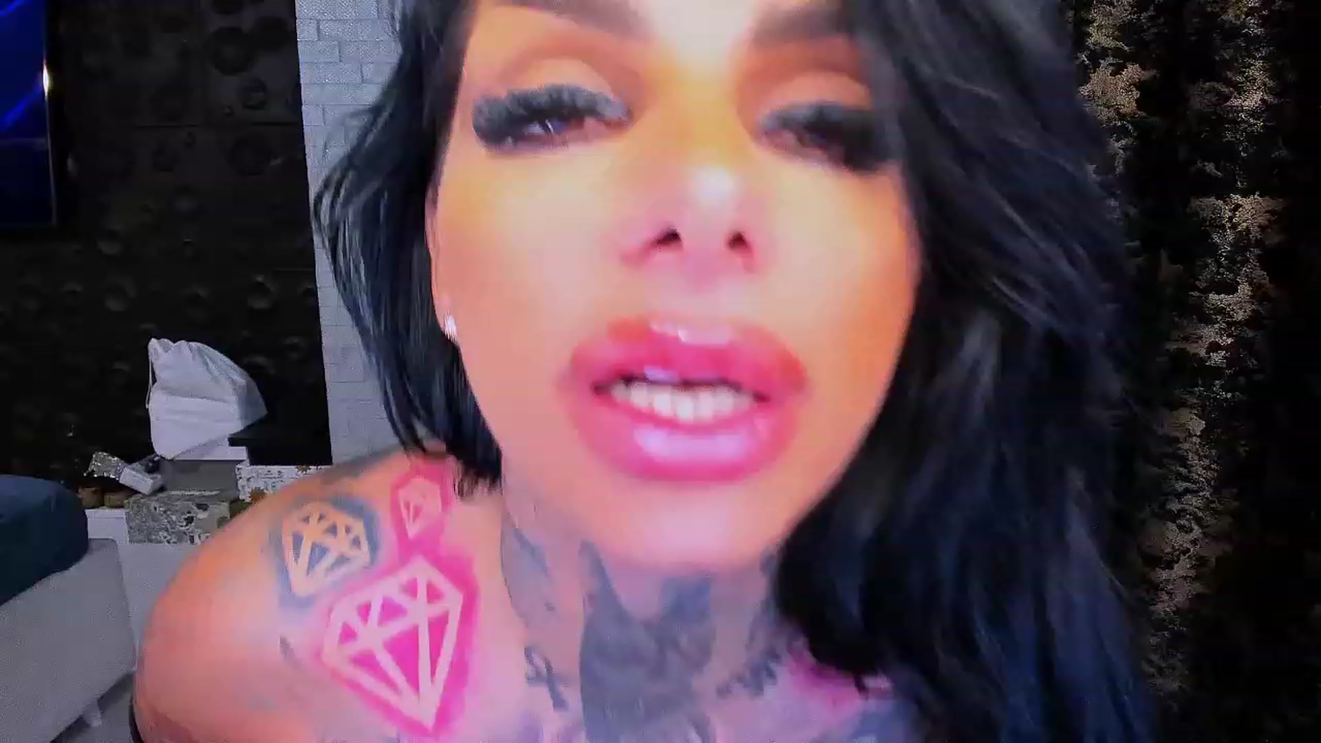 Gallery image thumbnail from BarbWire007's myfreecams stream on, 08/29/2023, 02:05 image 5 of 20