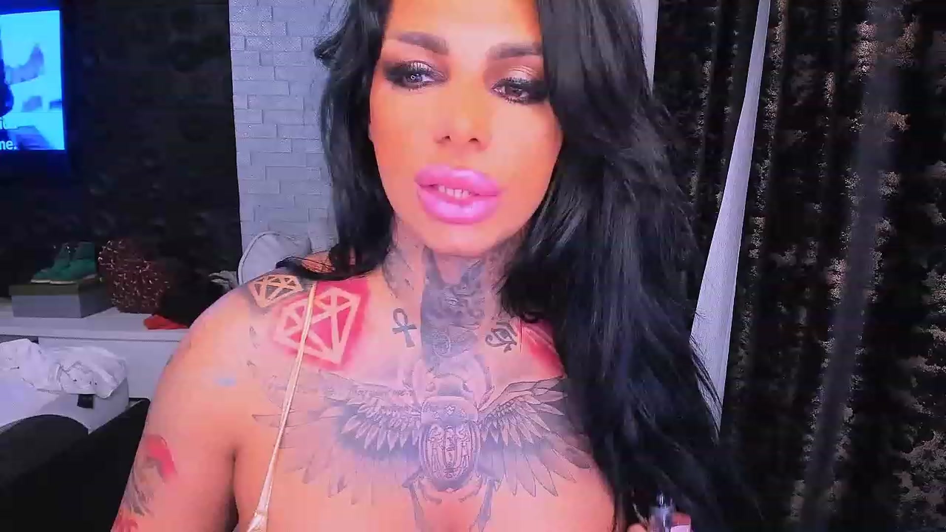 Gallery image thumbnail from BarbWire007's myfreecams stream on, 10/25/2023, 20:20 image 16 of 20