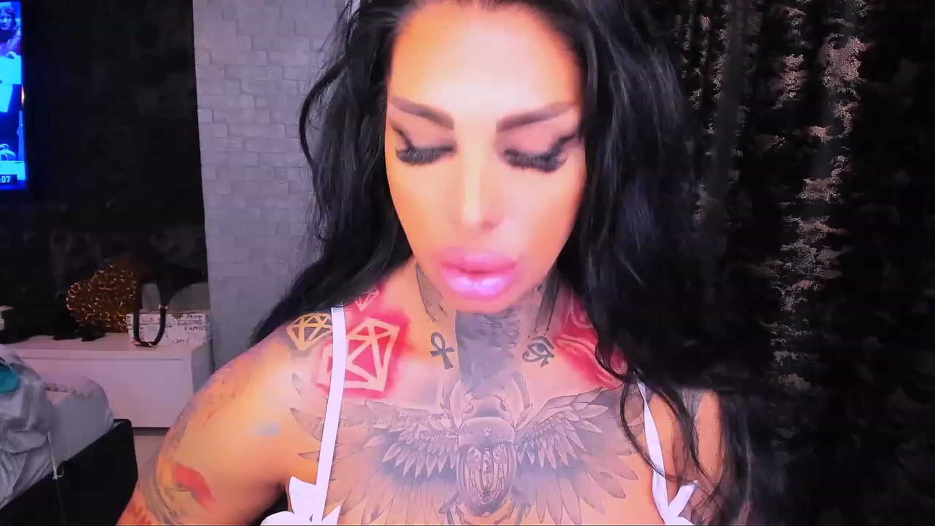 Gallery image thumbnail from BarbWire007's myfreecams stream on, 12/03/2023, 09:22 image 1 of 20