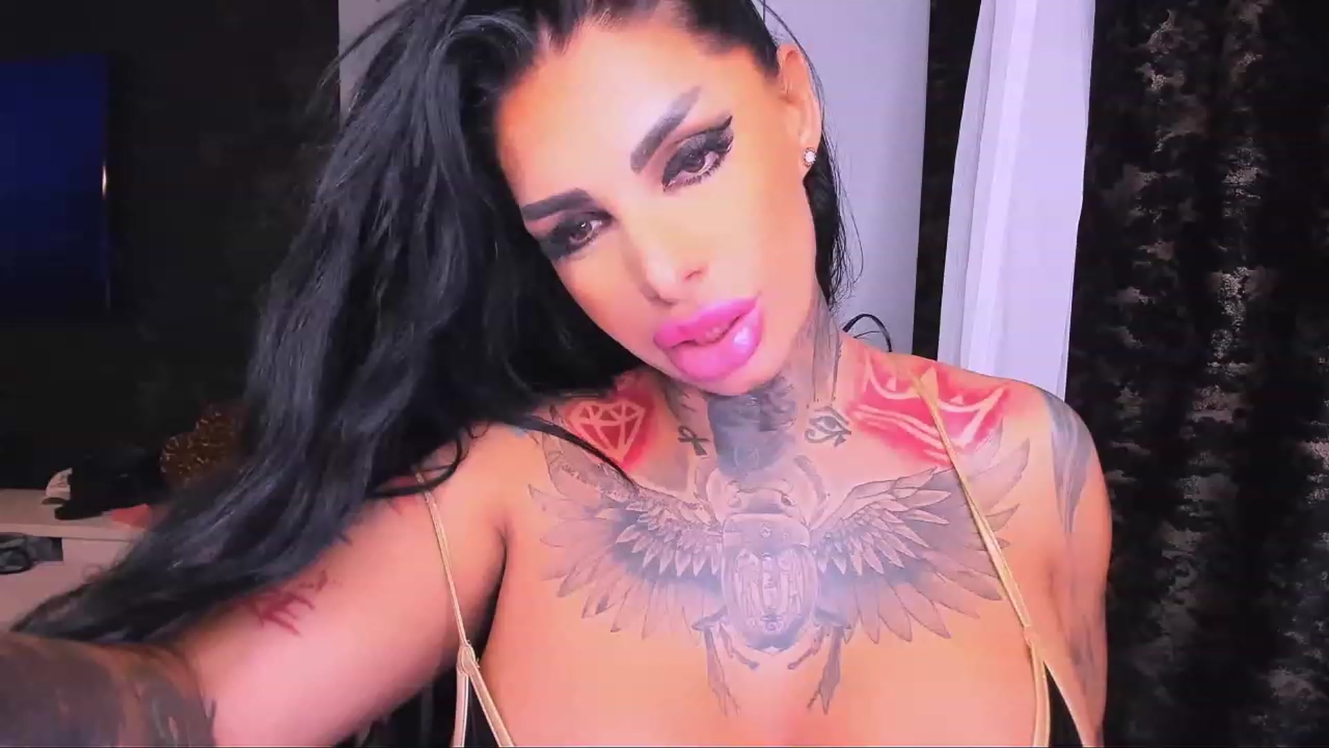 Gallery image thumbnail from BarbWire007's myfreecams stream on, 12/05/2023, 20:46 image 10 of 20