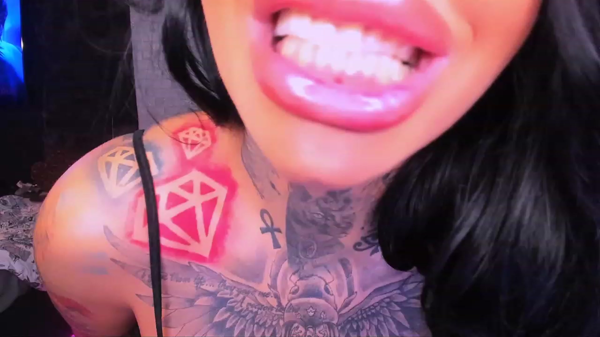Gallery image thumbnail from BarbWire007's myfreecams stream on, 12/29/2023, 23:06 image 9 of 20