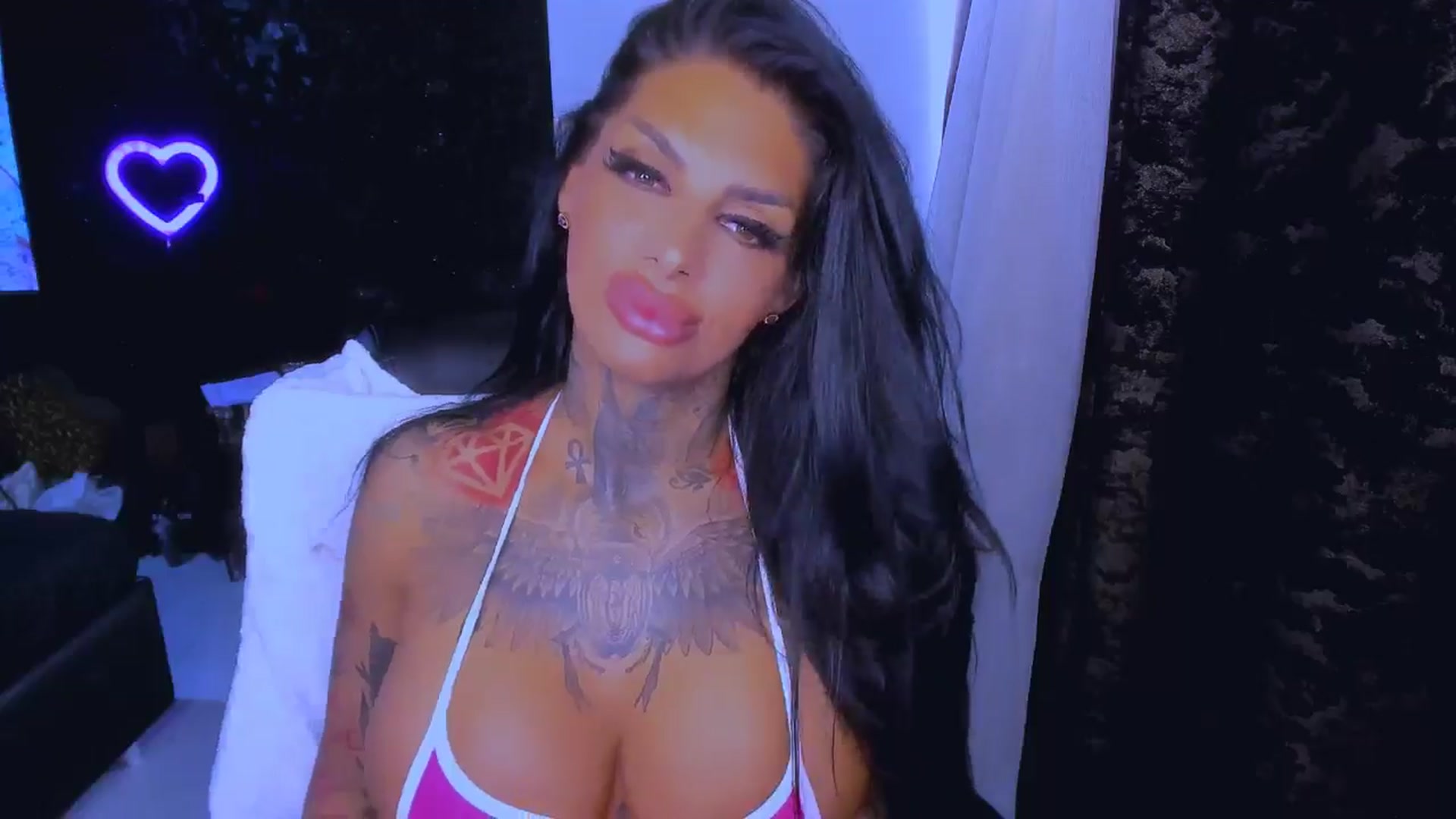 Gallery image thumbnail from BarbWire007's myfreecams stream on, 03/05/2025, 08:08 image 6 of 20