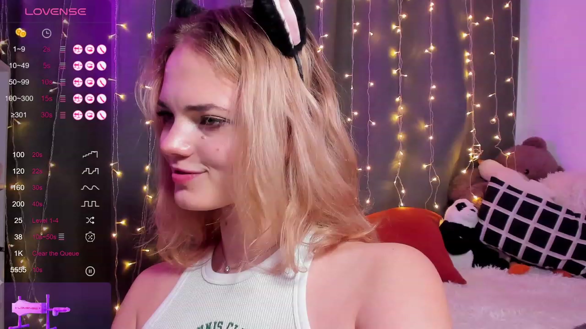 Gallery image thumbnail from BarbaraLane's myfreecams stream on, 12/01/2023, 16:39 image 4 of 20