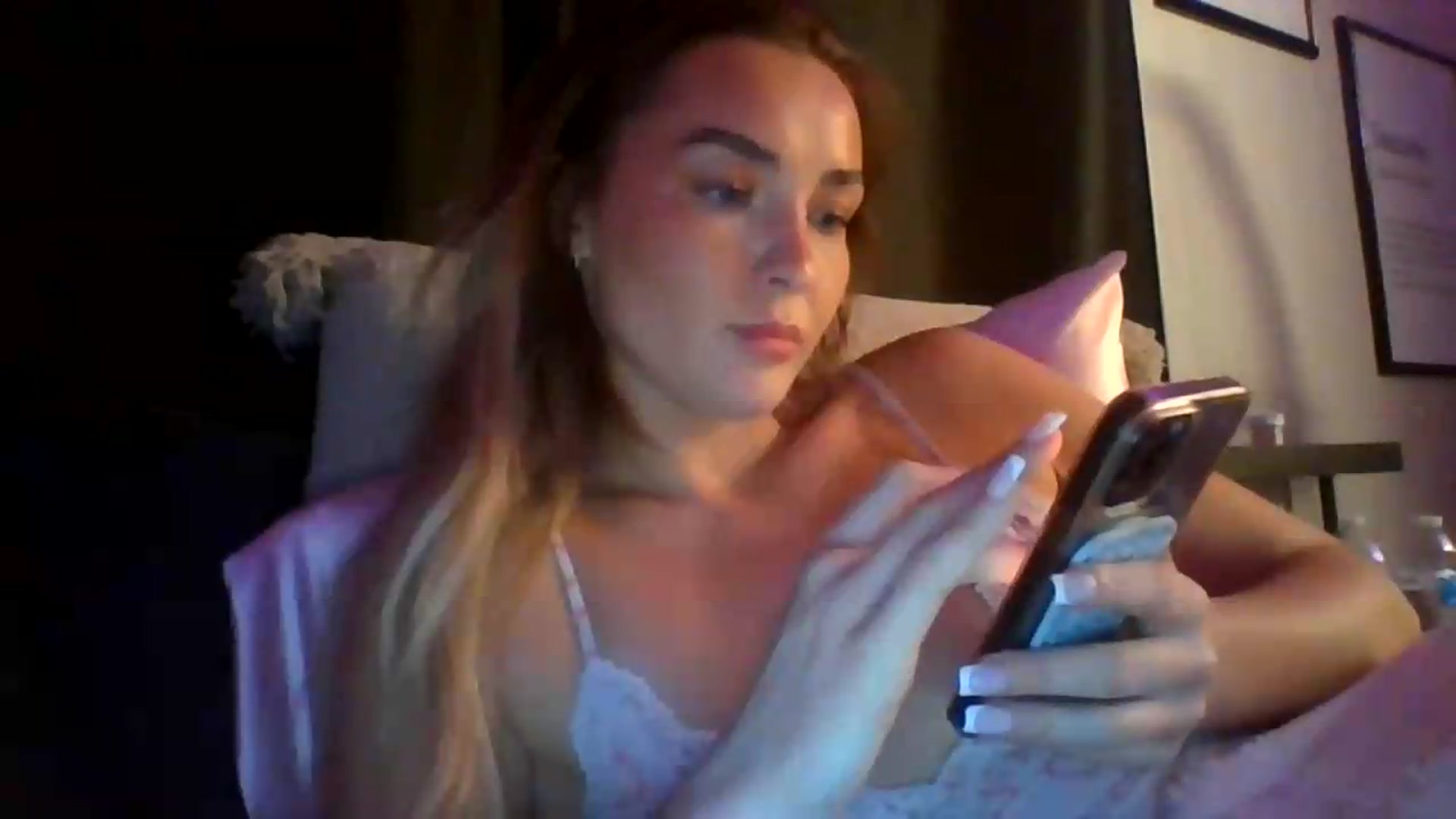 Gallery image thumbnail from Barbavaa1's myfreecams stream on, 08/12/2026, 04:58 image 11 of 20
