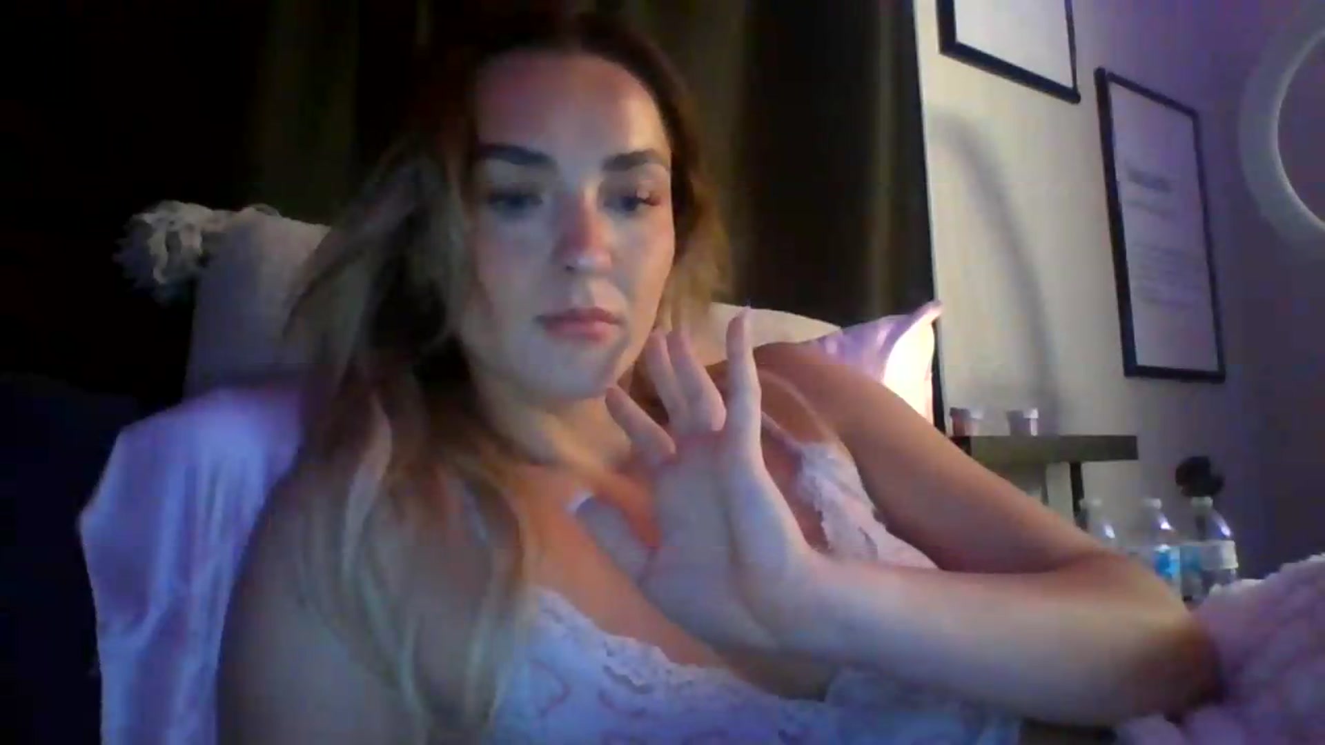 Gallery image thumbnail from Barbavaa1's myfreecams stream on, 08/12/2026, 04:58 image 3 of 20