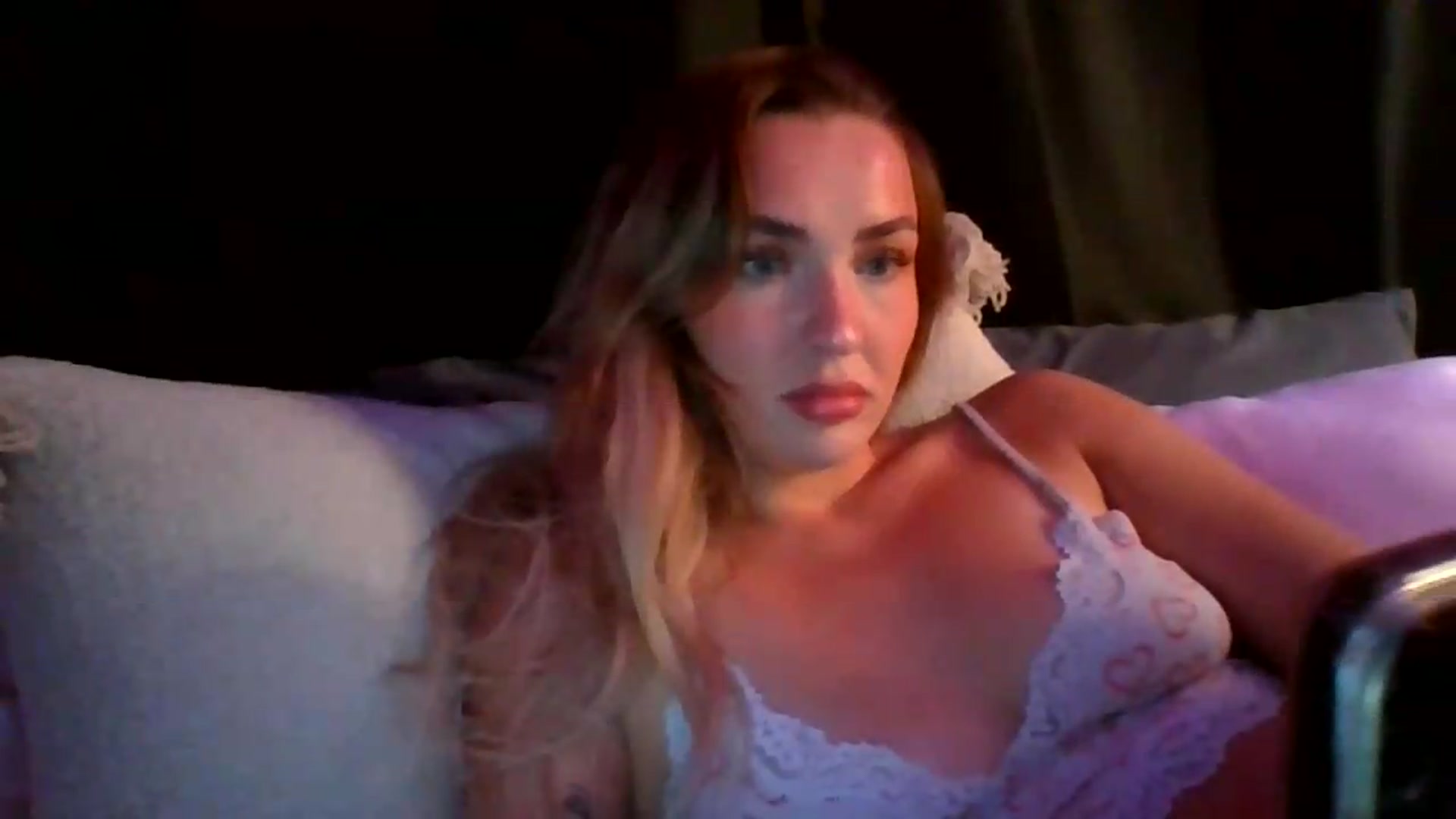 Gallery image thumbnail from Barbavaa1's myfreecams stream on, 08/13/2026, 04:13 image 18 of 20