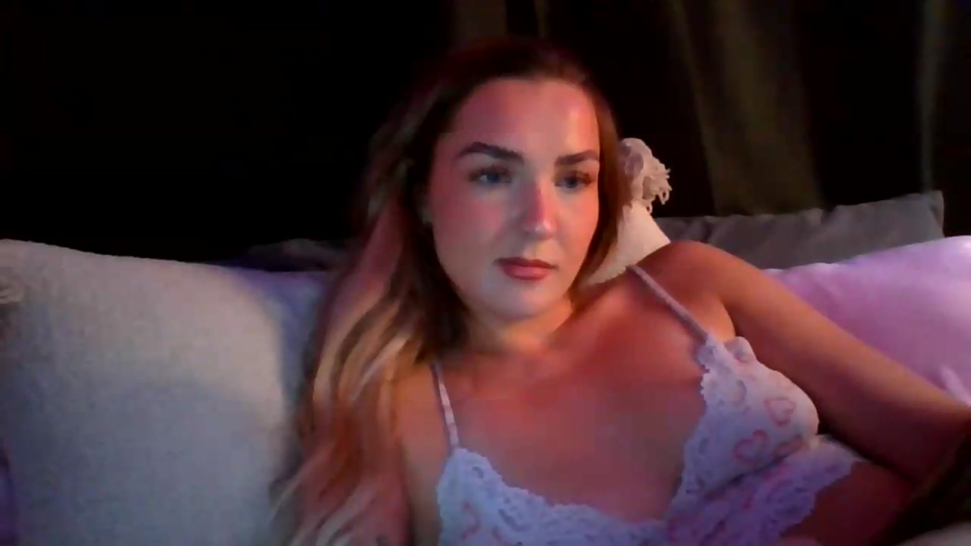 Gallery image thumbnail from Barbavaa1's myfreecams stream on, 08/13/2026, 04:13 image 19 of 20