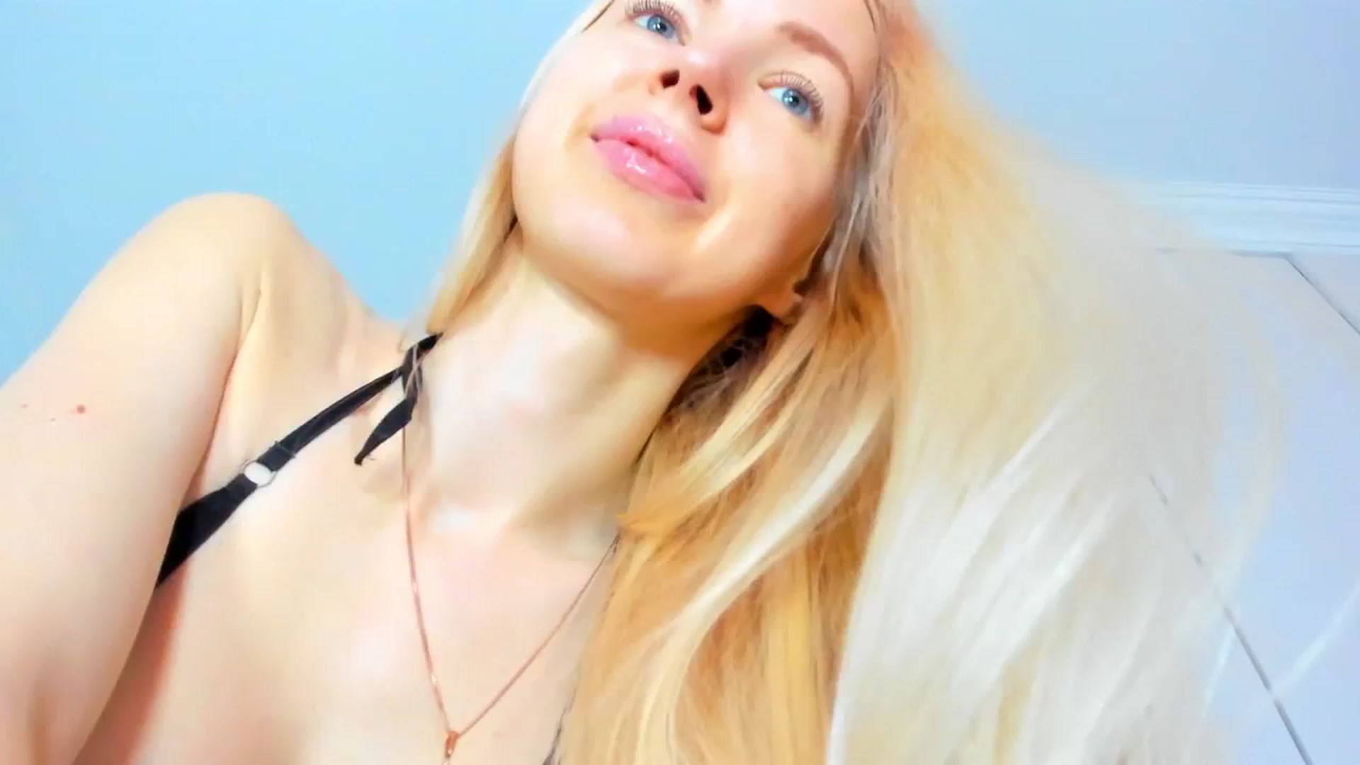 Gallery image thumbnail from Barbie2026's myfreecams stream on, 03/17/2026, 06:32 image 16 of 20