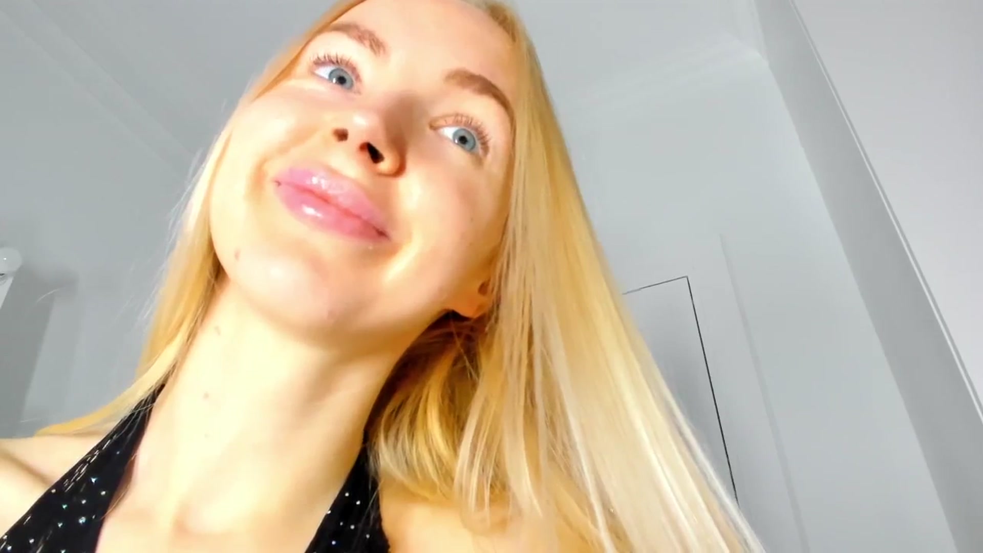 Gallery image thumbnail from Barbie2026's myfreecams stream on, 03/23/2026, 06:14 image 2 of 20