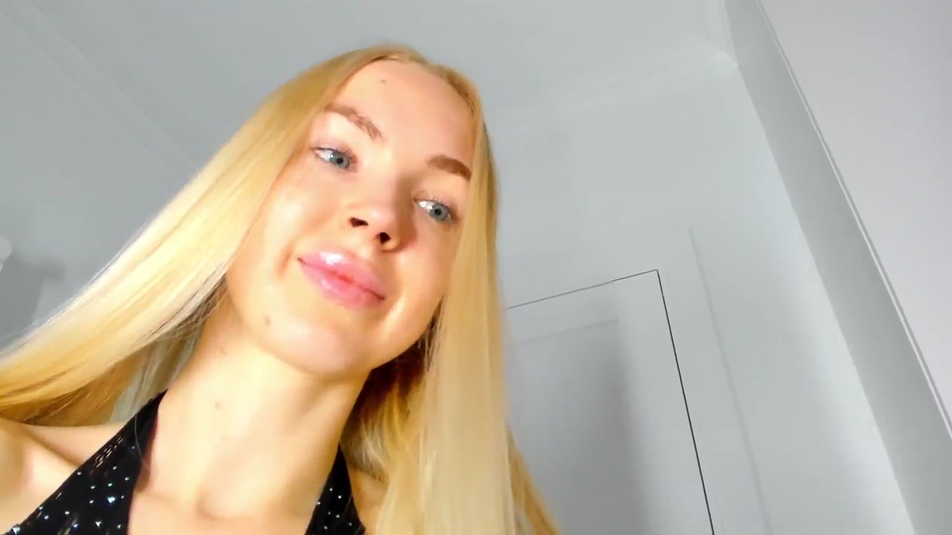 Gallery image thumbnail from Barbie2026's myfreecams stream on, 03/23/2026, 06:14 image 6 of 20