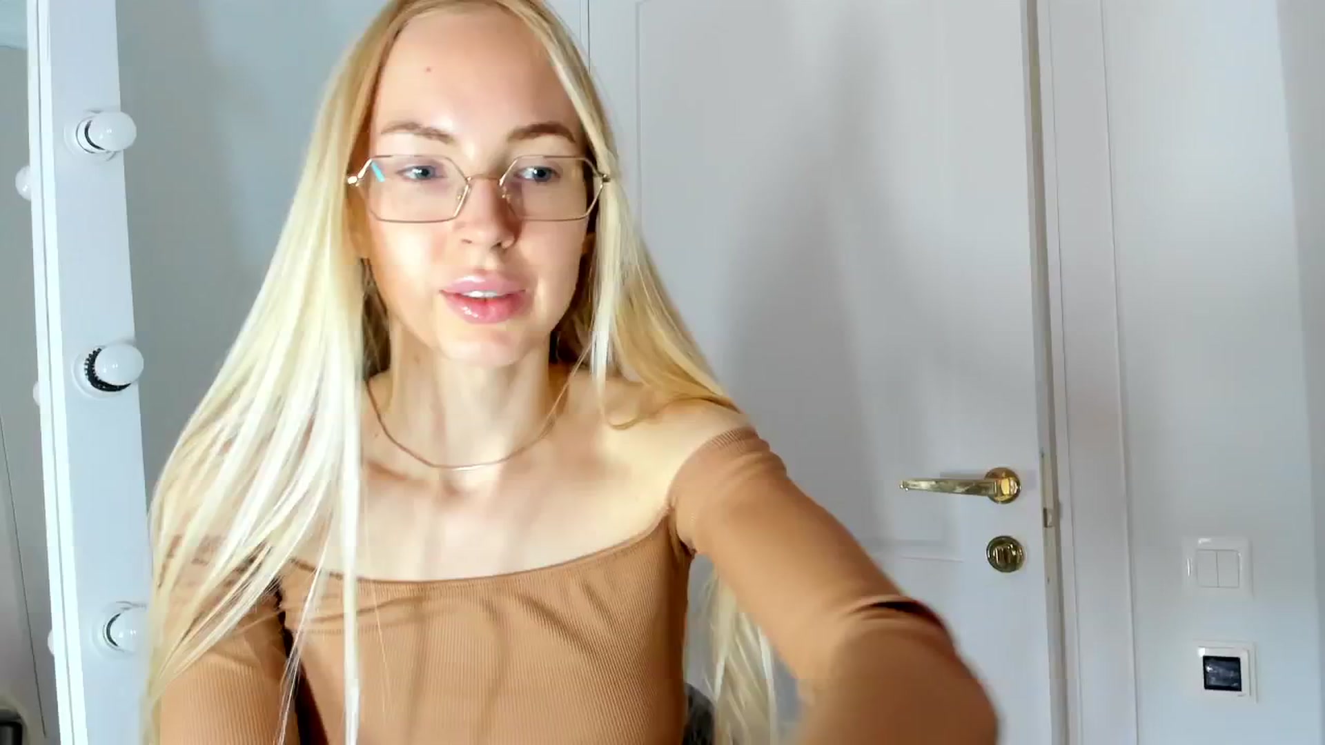 Gallery image thumbnail from Barbie2026's myfreecams stream on, 03/24/2026, 08:55 image 18 of 20