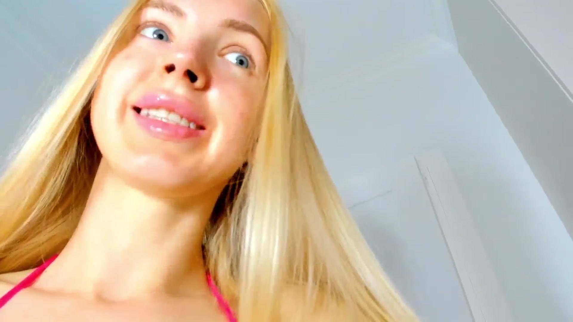 Gallery image thumbnail from Barbie2026's myfreecams stream on, 05/04/2026, 07:30 image 12 of 20