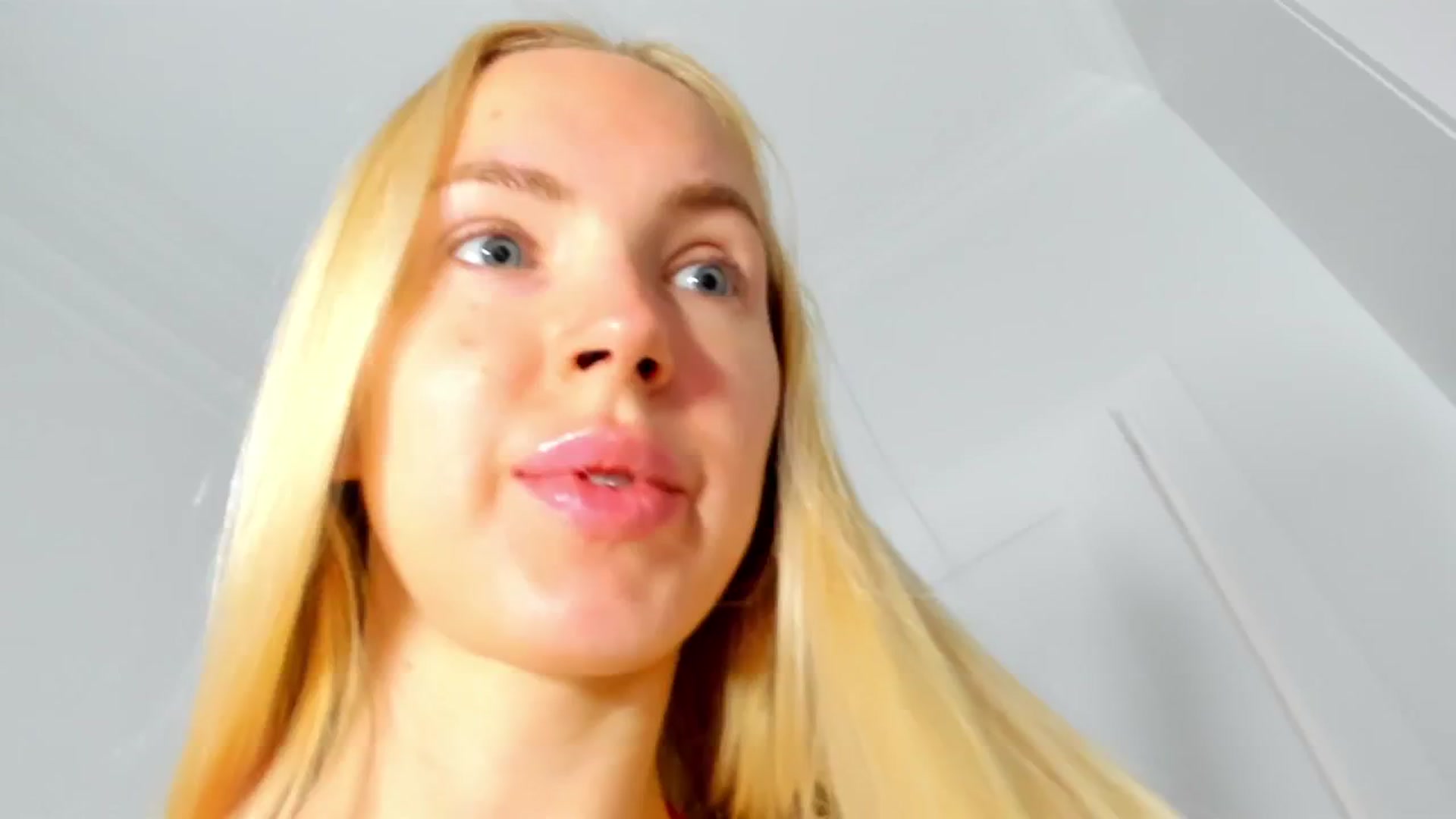 Gallery image thumbnail from Barbie2026's myfreecams stream on, 05/04/2026, 07:30 image 4 of 20
