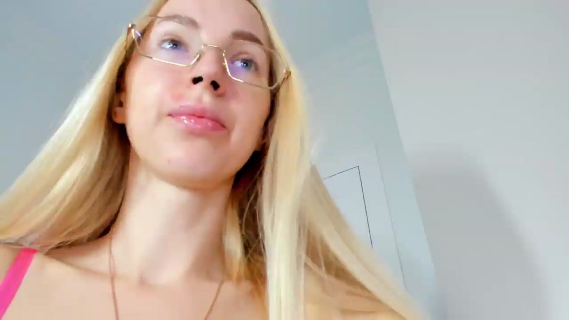 Gallery image thumbnail from Barbie2026's myfreecams stream on, 08/20/2026, 04:16 image 19 of 20