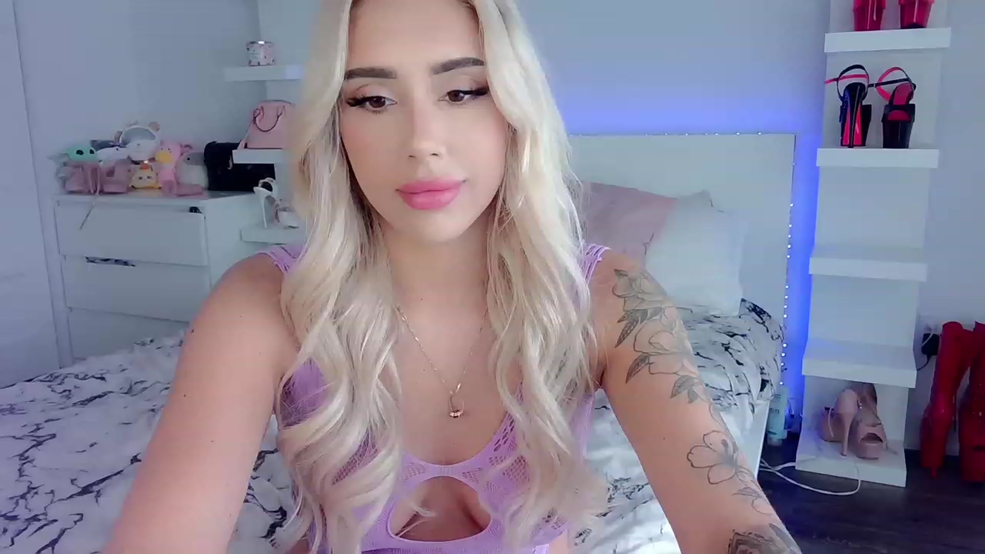 Gallery image thumbnail from BarbieAmy's myfreecams stream on, 05/21/2023, 19:12 image 10 of 20