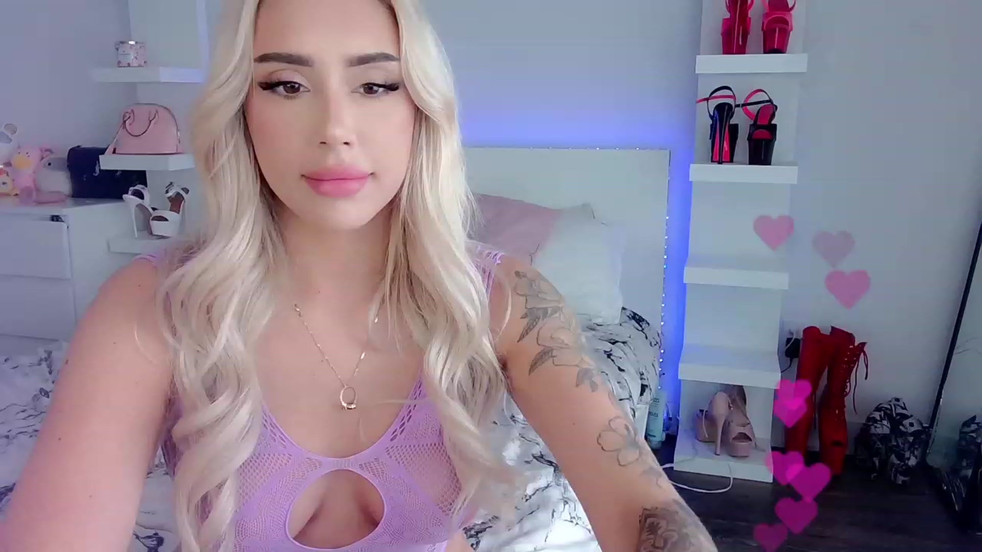 Gallery image thumbnail from BarbieAmy's myfreecams stream on, 05/21/2023, 19:12 image 17 of 20