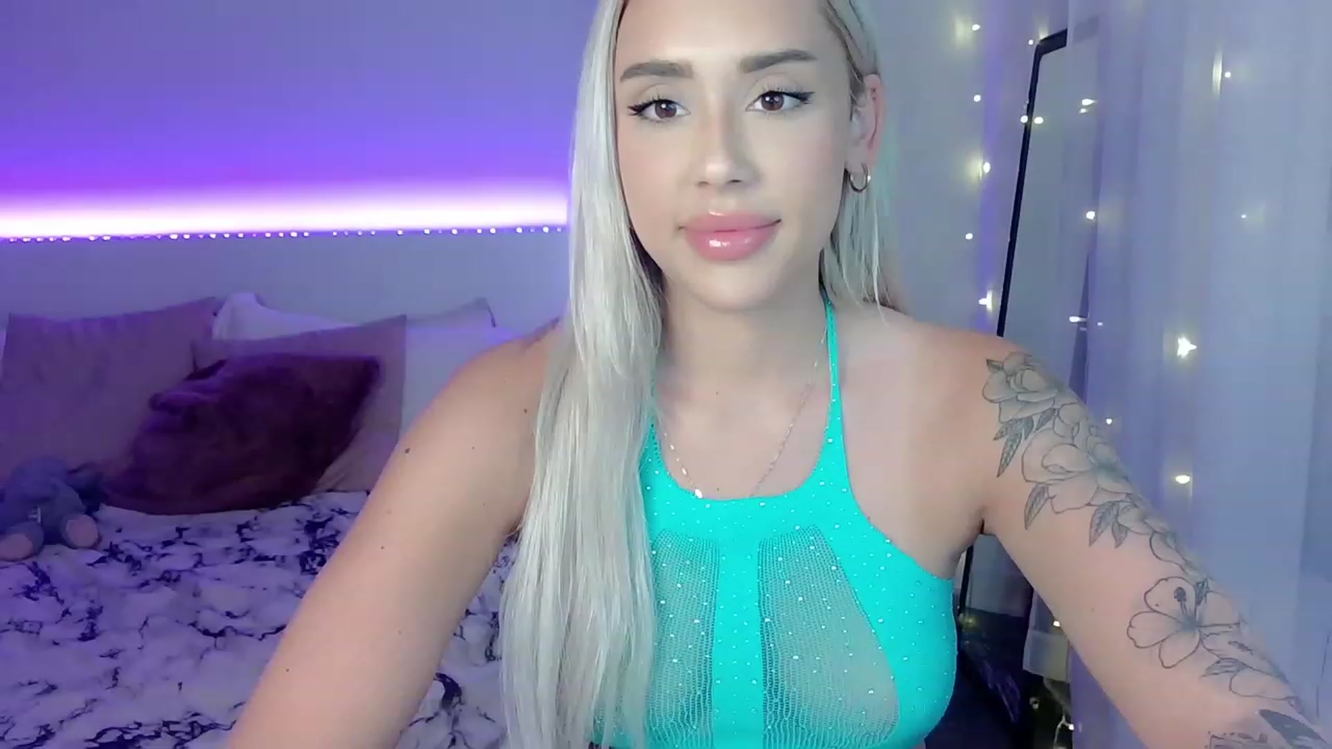 Gallery image thumbnail from BarbieAmy's myfreecams stream on, 05/31/2023, 01:08 image 13 of 20