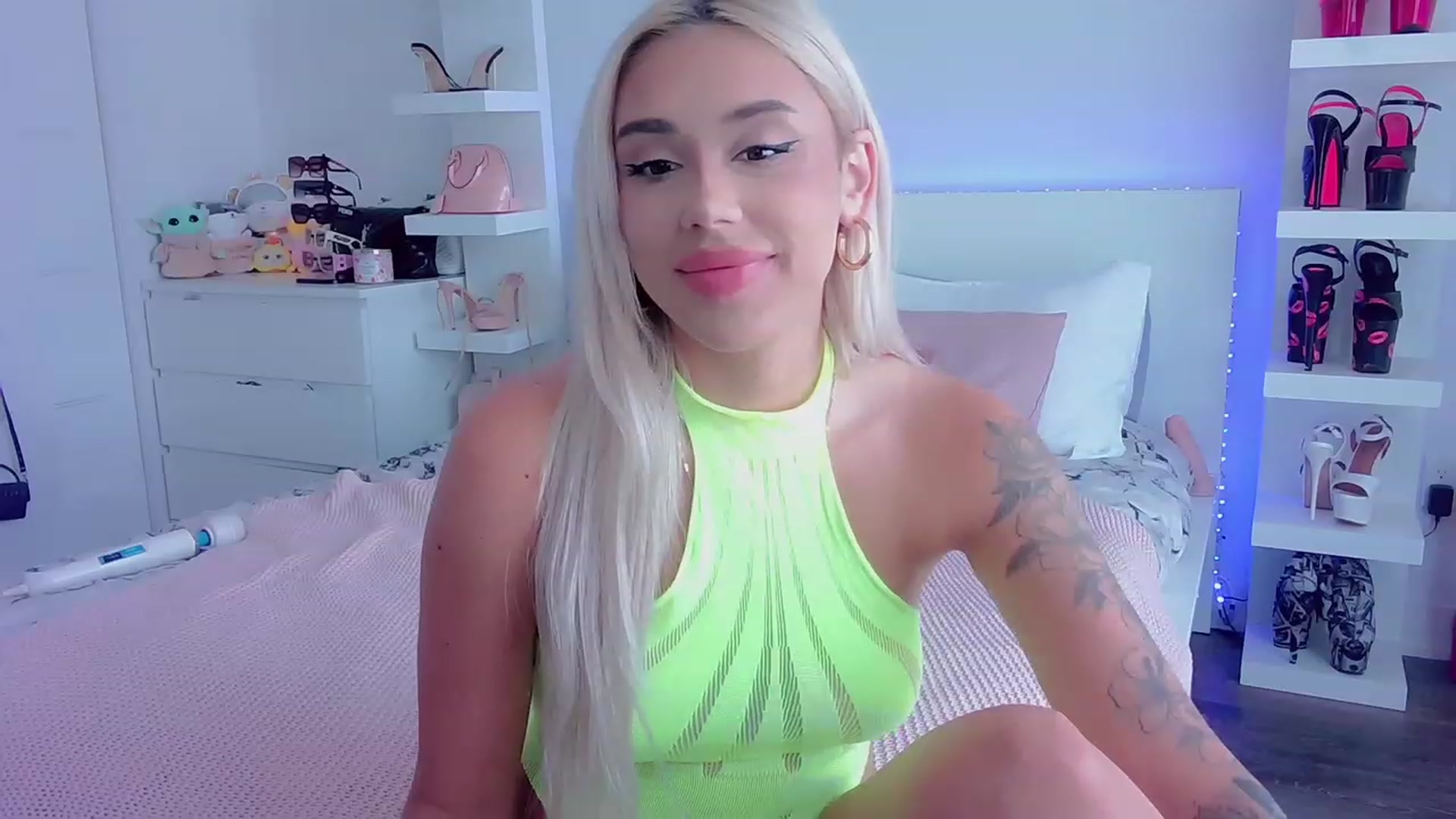 Gallery image thumbnail from BarbieAmy's myfreecams stream on, 06/02/2023, 16:47 image 17 of 20