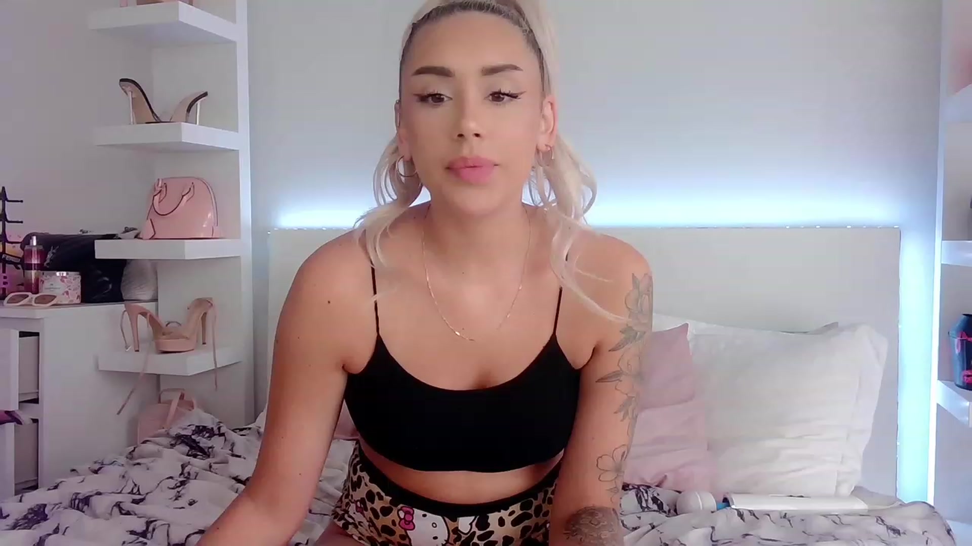 Gallery image thumbnail from BarbieAmy's myfreecams stream on, 06/12/2023, 22:23 image 19 of 20
