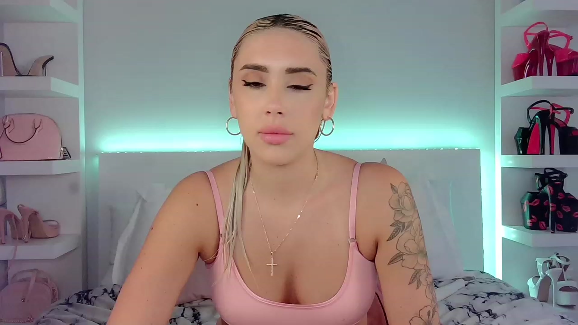 Gallery image thumbnail from BarbieAmy's myfreecams stream on, 07/11/2023, 24:51 image 5 of 20