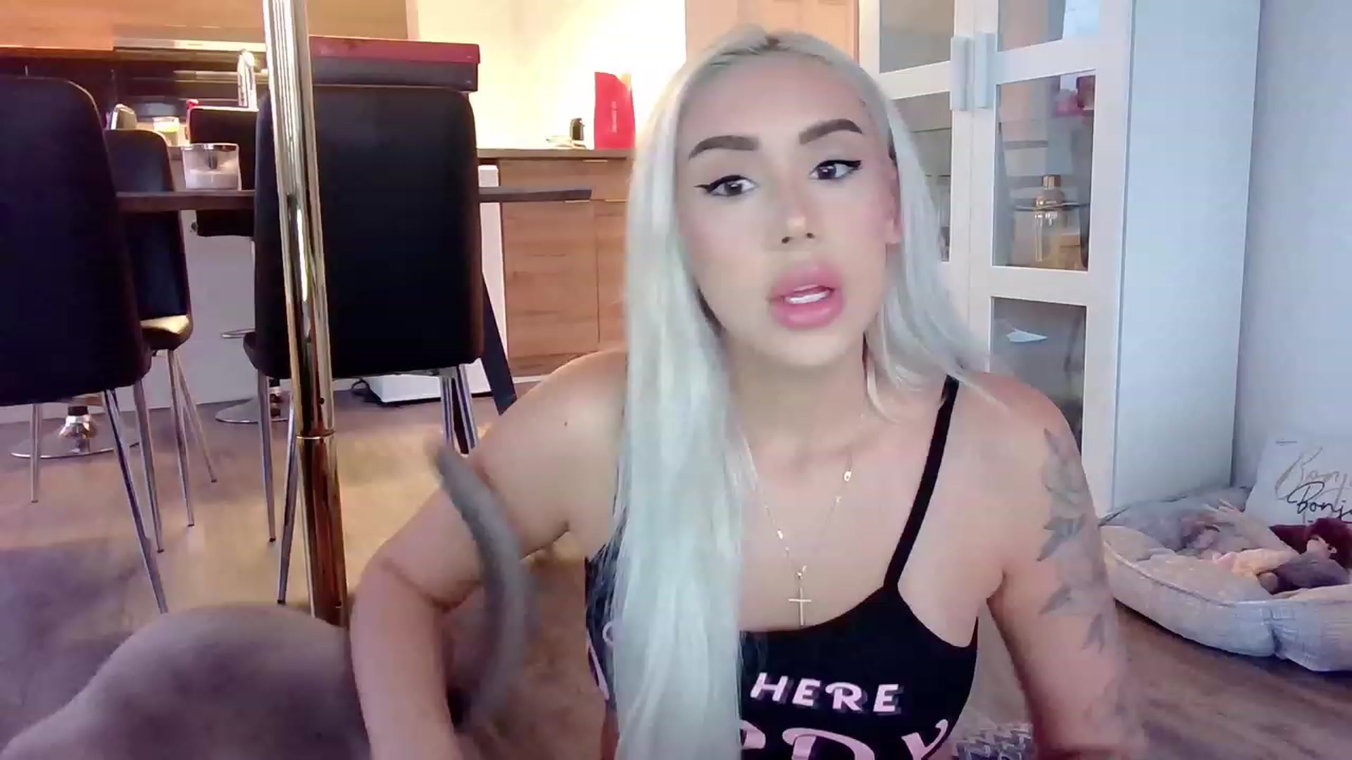 Gallery image thumbnail from BarbieAmy's myfreecams stream on, 07/28/2023, 24:38 image 18 of 20