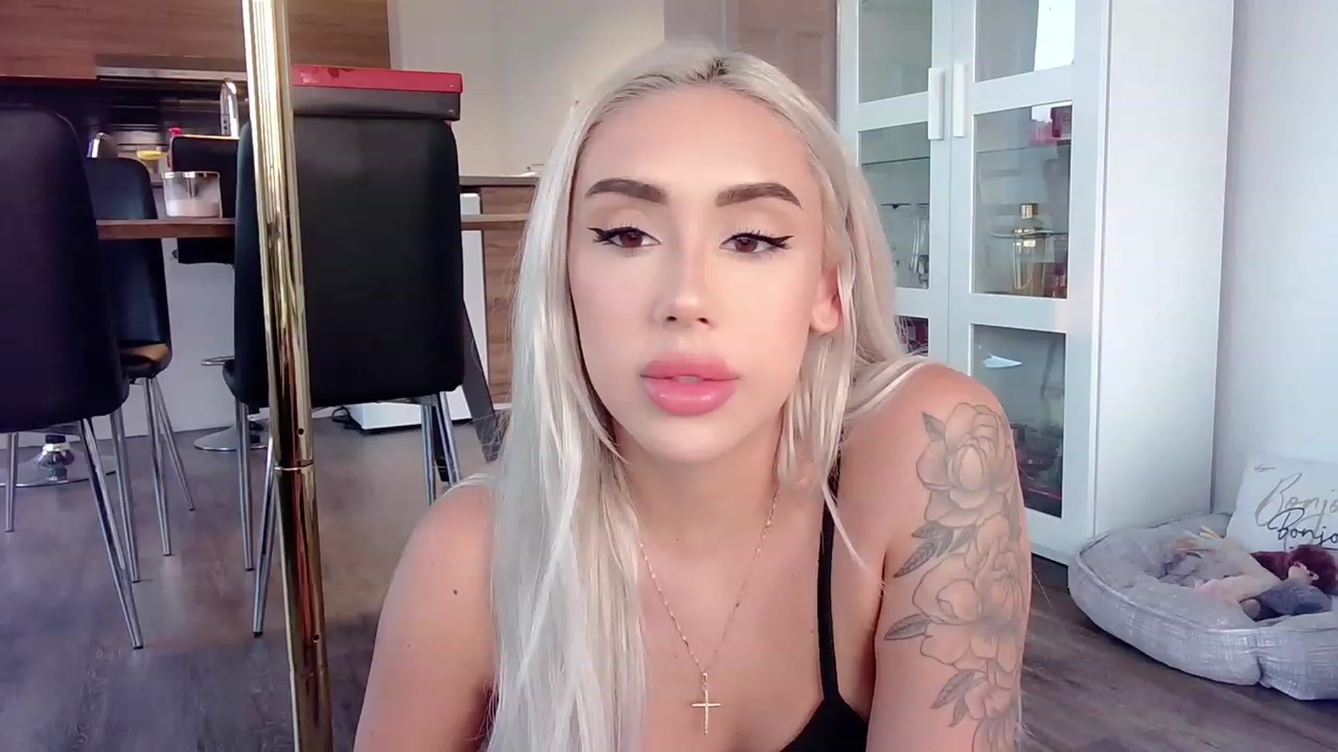 Gallery image thumbnail from BarbieAmy's myfreecams stream on, 07/28/2023, 24:40 image 1 of 20