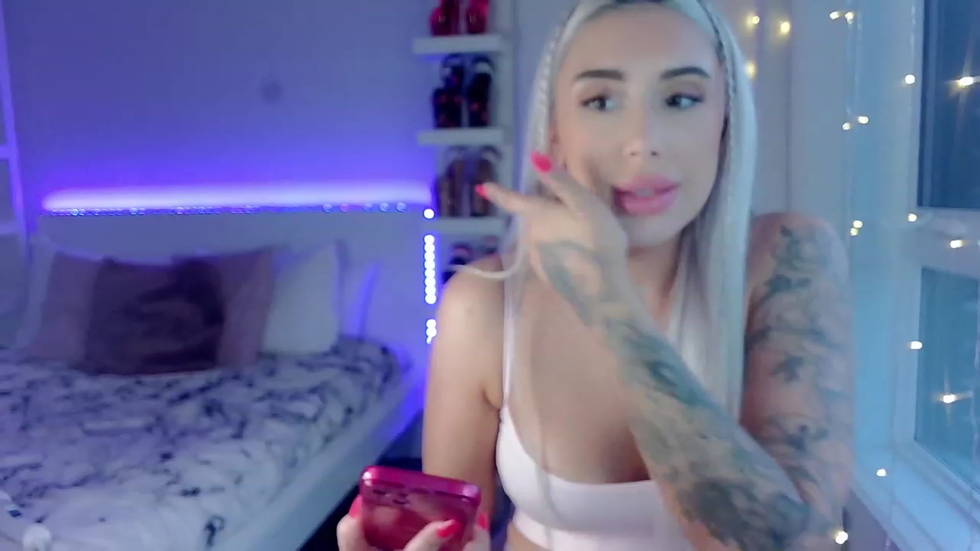 Gallery image thumbnail from BarbieAmy's myfreecams stream on, 08/24/2023, 24:16 image 18 of 20