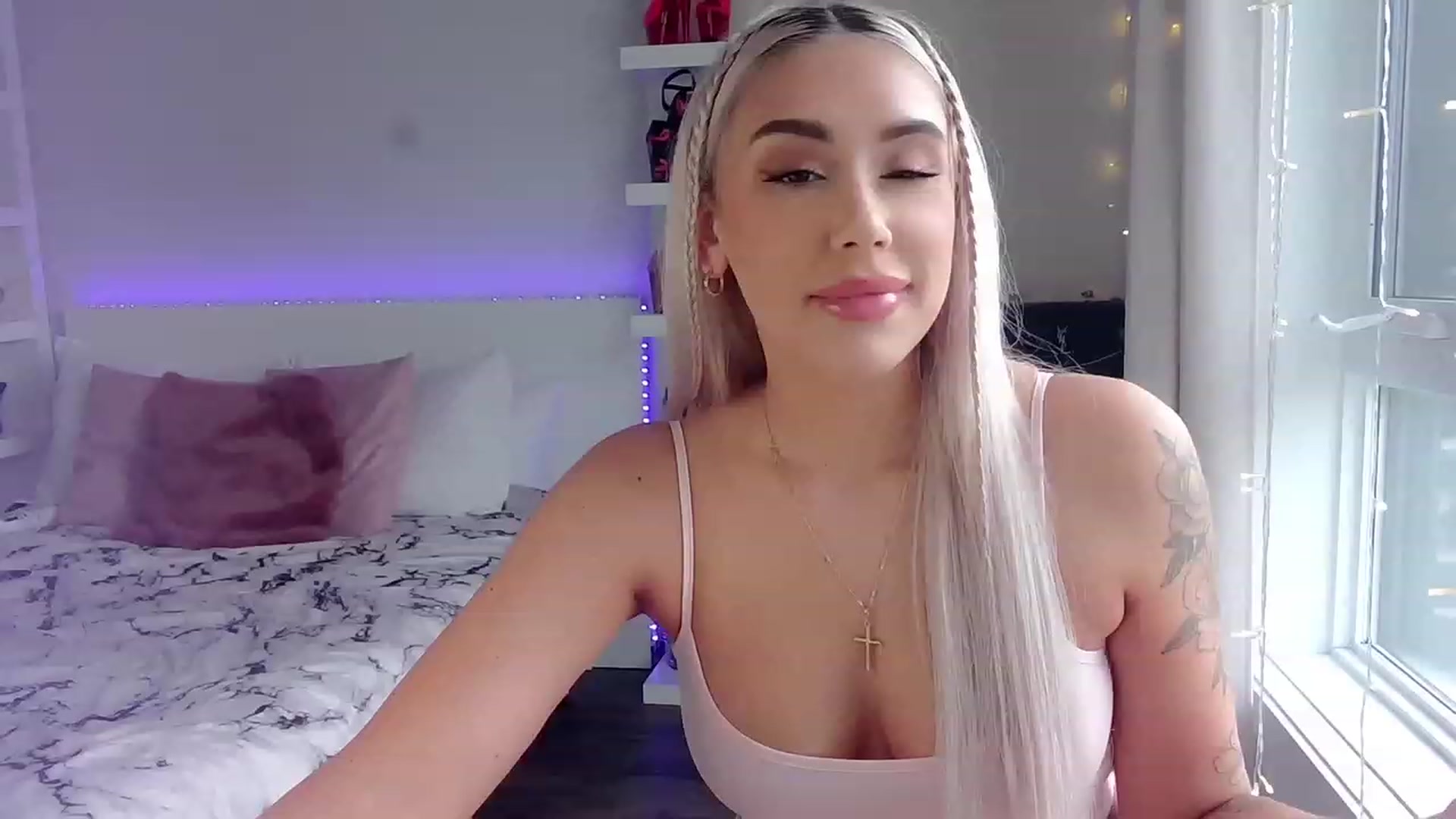 Gallery image thumbnail from BarbieAmy's myfreecams stream on, 08/24/2023, 24:16 image 6 of 20