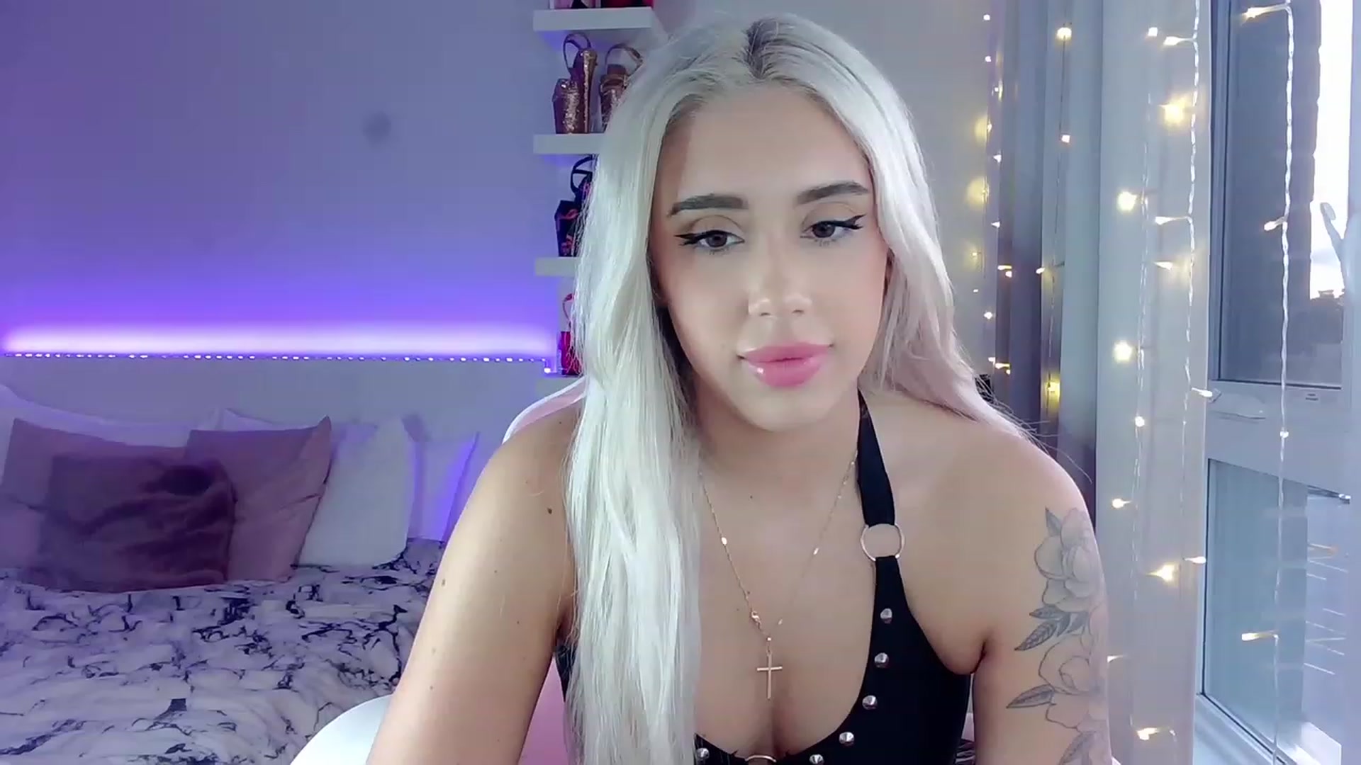Gallery image thumbnail from BarbieAmy's myfreecams stream on, 08/28/2023, 24:01 image 3 of 20