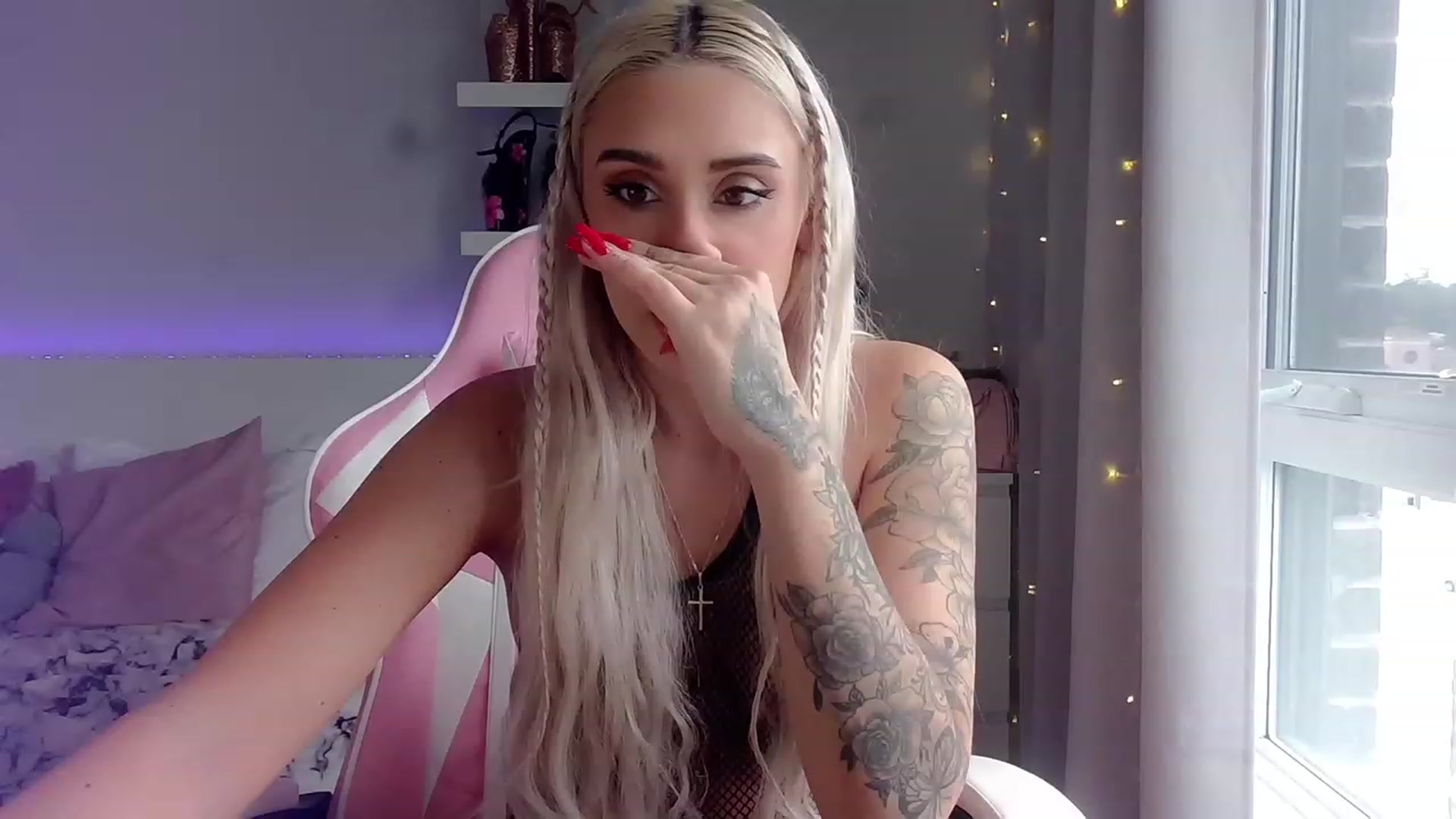 Gallery image thumbnail from BarbieAmy's myfreecams stream on, 09/12/2023, 16:07 image 1 of 20