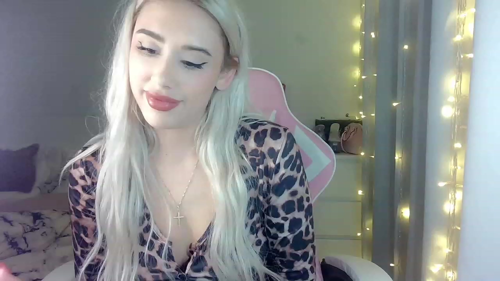 Gallery image thumbnail from BarbieAmy's myfreecams stream on, 09/14/2023, 23:36 image 9 of 20