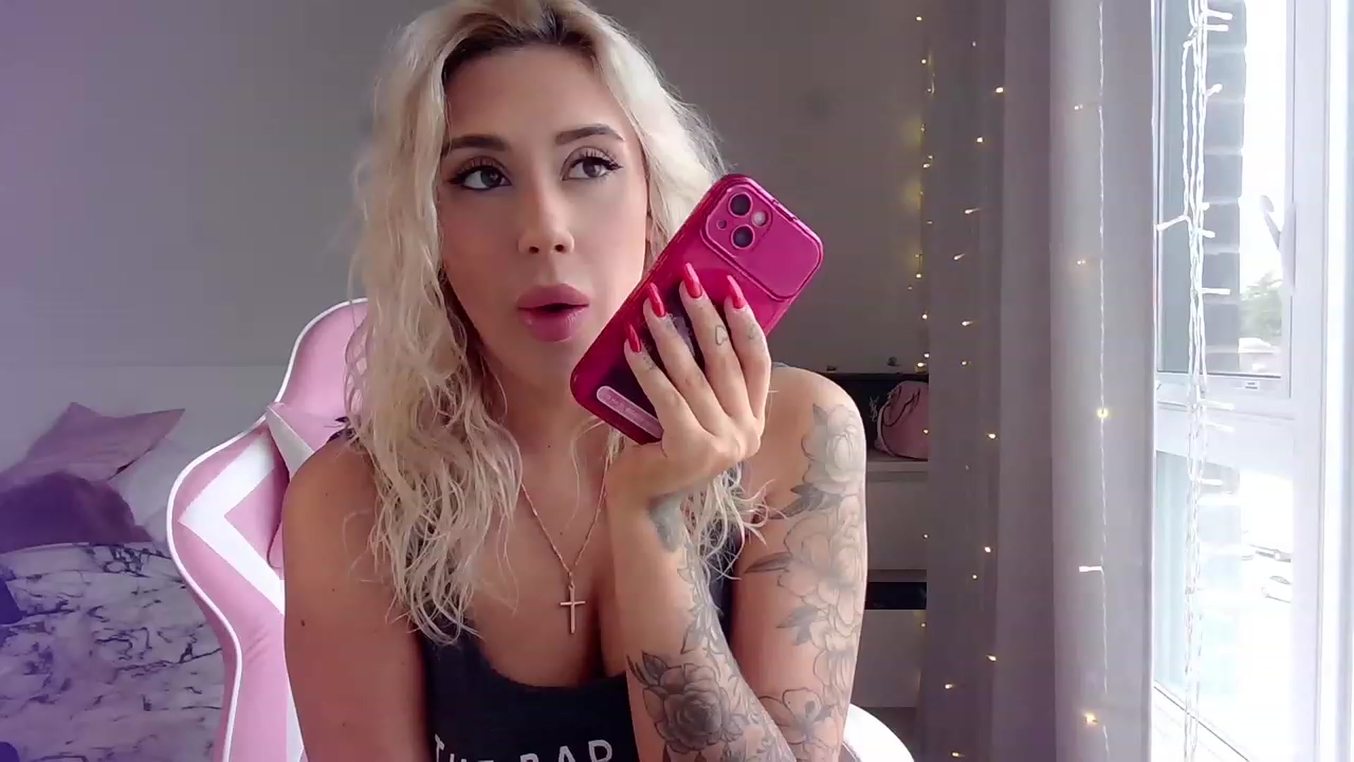 Gallery image thumbnail from BarbieAmy's myfreecams stream on, 09/23/2023, 16:01 image 3 of 20