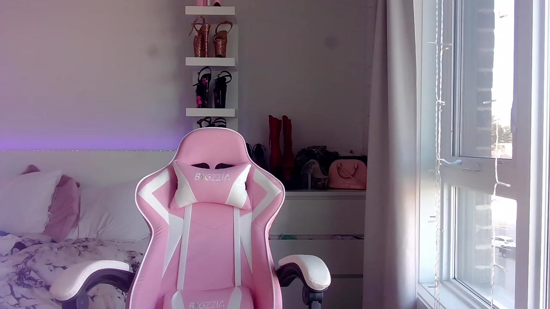Gallery image thumbnail from BarbieAmy's myfreecams stream on, 10/02/2023, 16:36 image 5 of 20