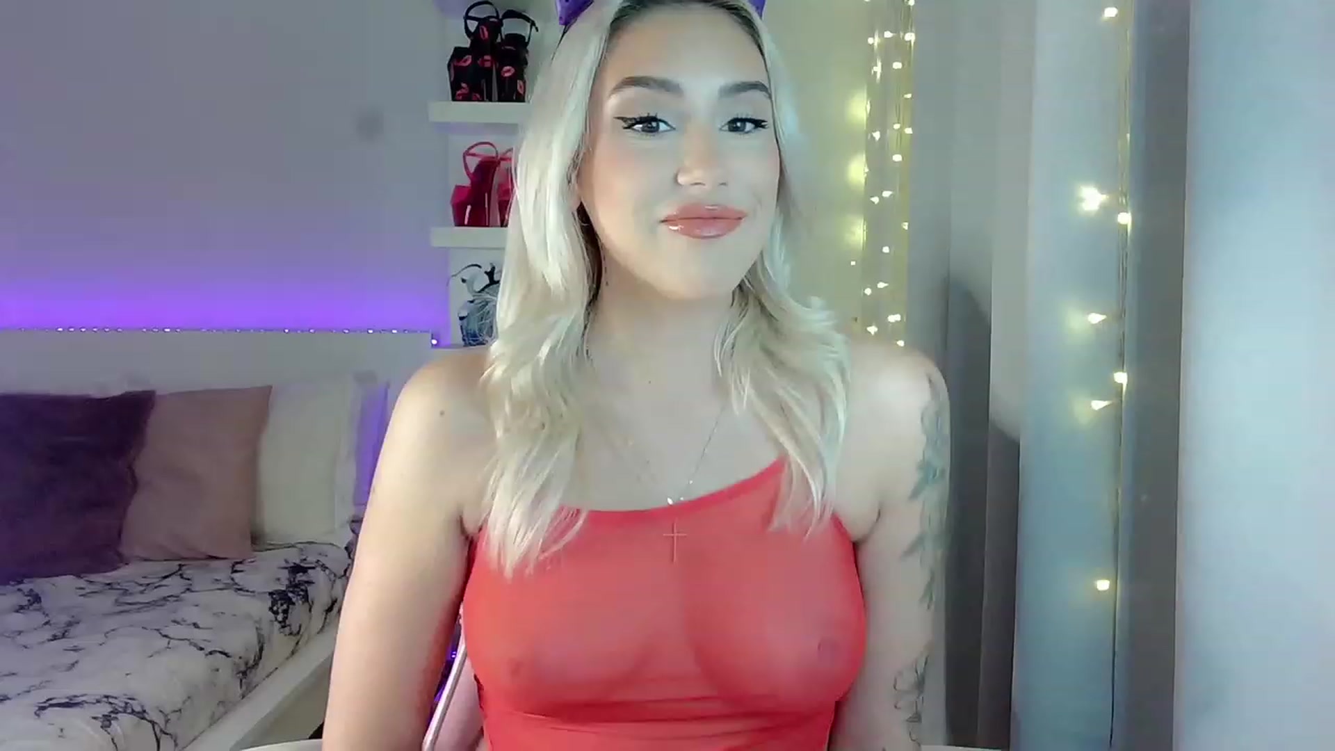 Gallery image thumbnail from BarbieAmy's myfreecams stream on, 10/28/2023, 01:40 image 18 of 20