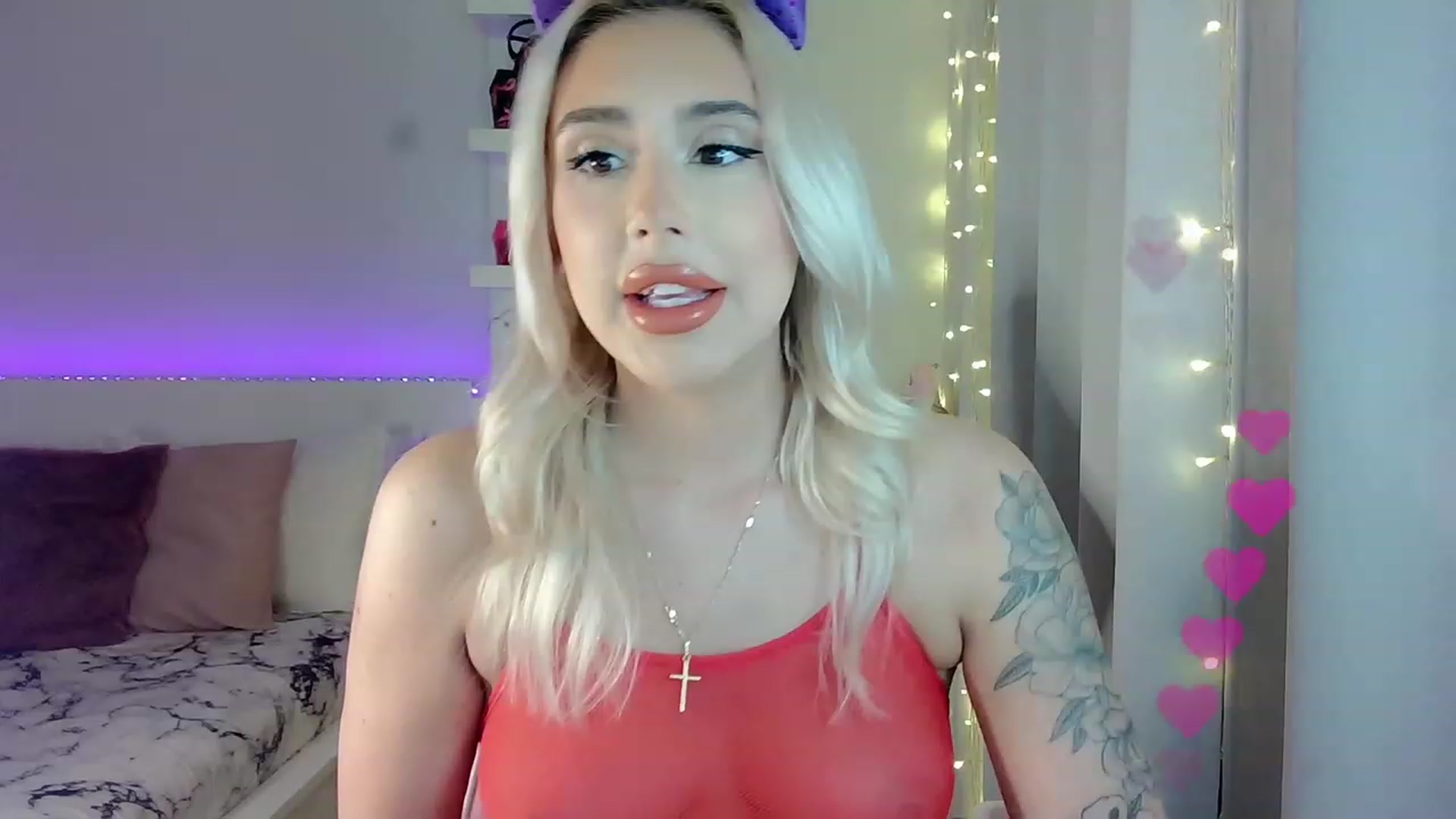Gallery image thumbnail from BarbieAmy's myfreecams stream on, 10/28/2023, 01:40 image 6 of 20
