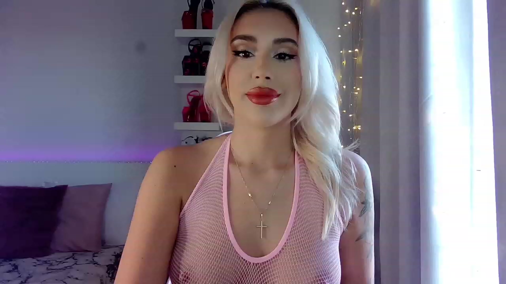 Gallery image thumbnail from BarbieAmy's myfreecams stream on, 10/28/2023, 19:06 image 14 of 20
