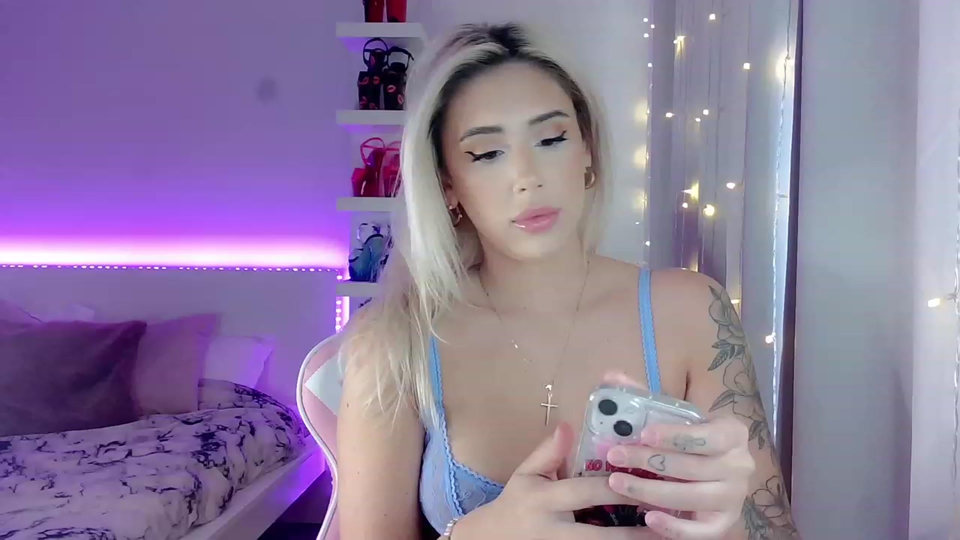 Gallery image thumbnail from BarbieAmy's myfreecams stream on, 11/07/2023, 18:43 image 14 of 20