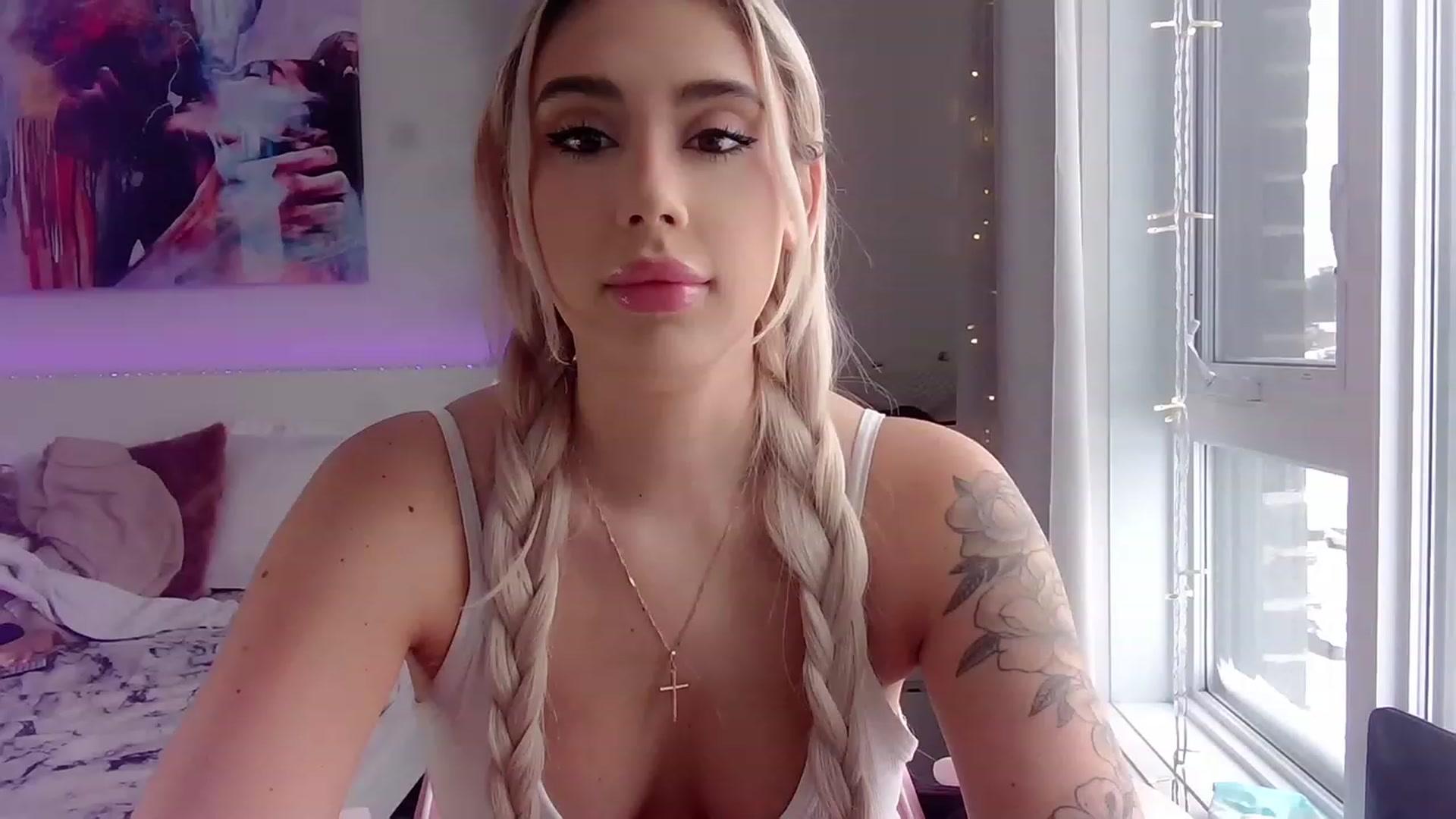 Gallery image thumbnail from BarbieAmy's myfreecams stream on, 12/05/2023, 15:49 image 6 of 20