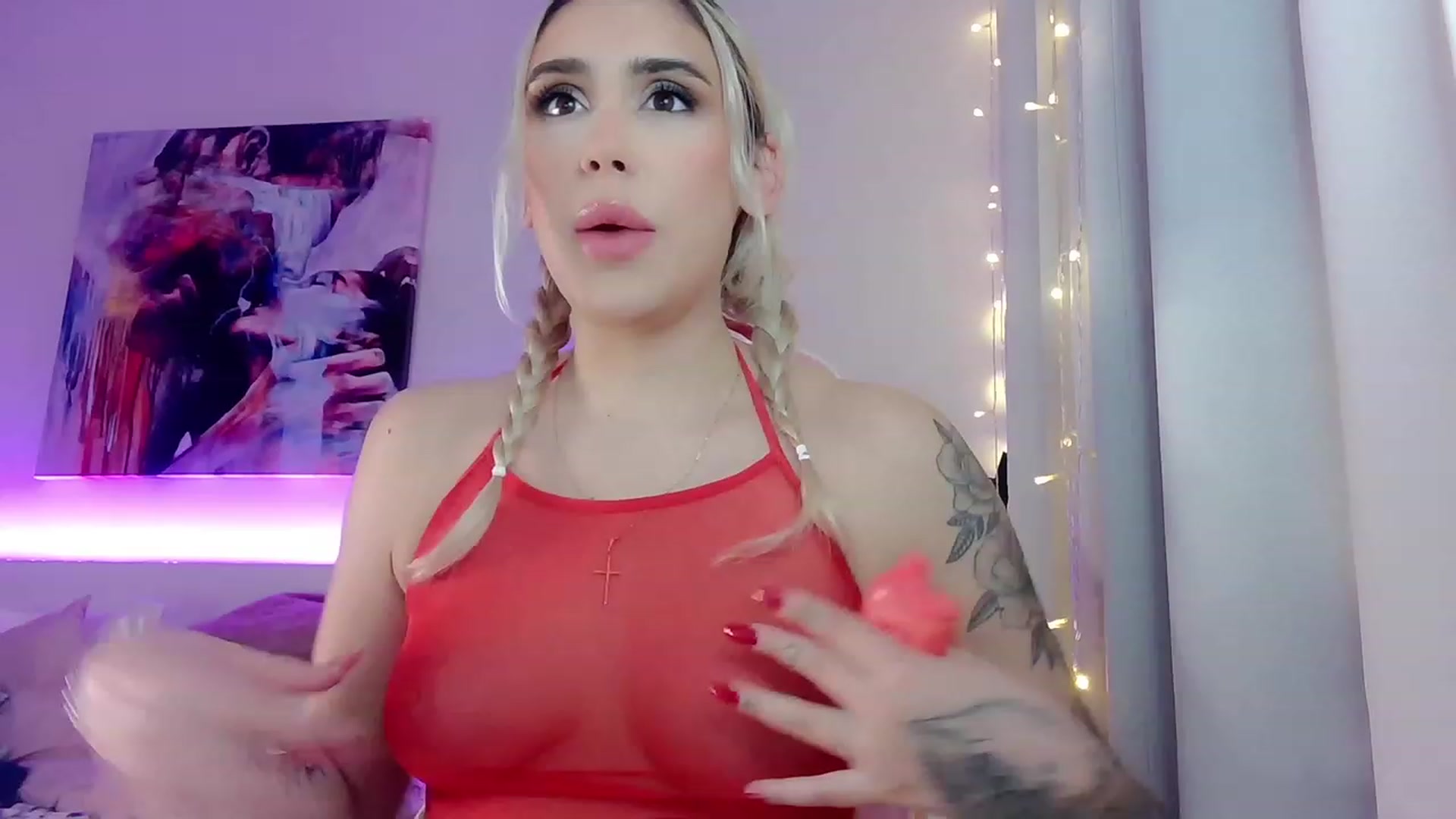 Gallery image thumbnail from BarbieAmy's myfreecams stream on, 12/20/2023, 01:42 image 15 of 20