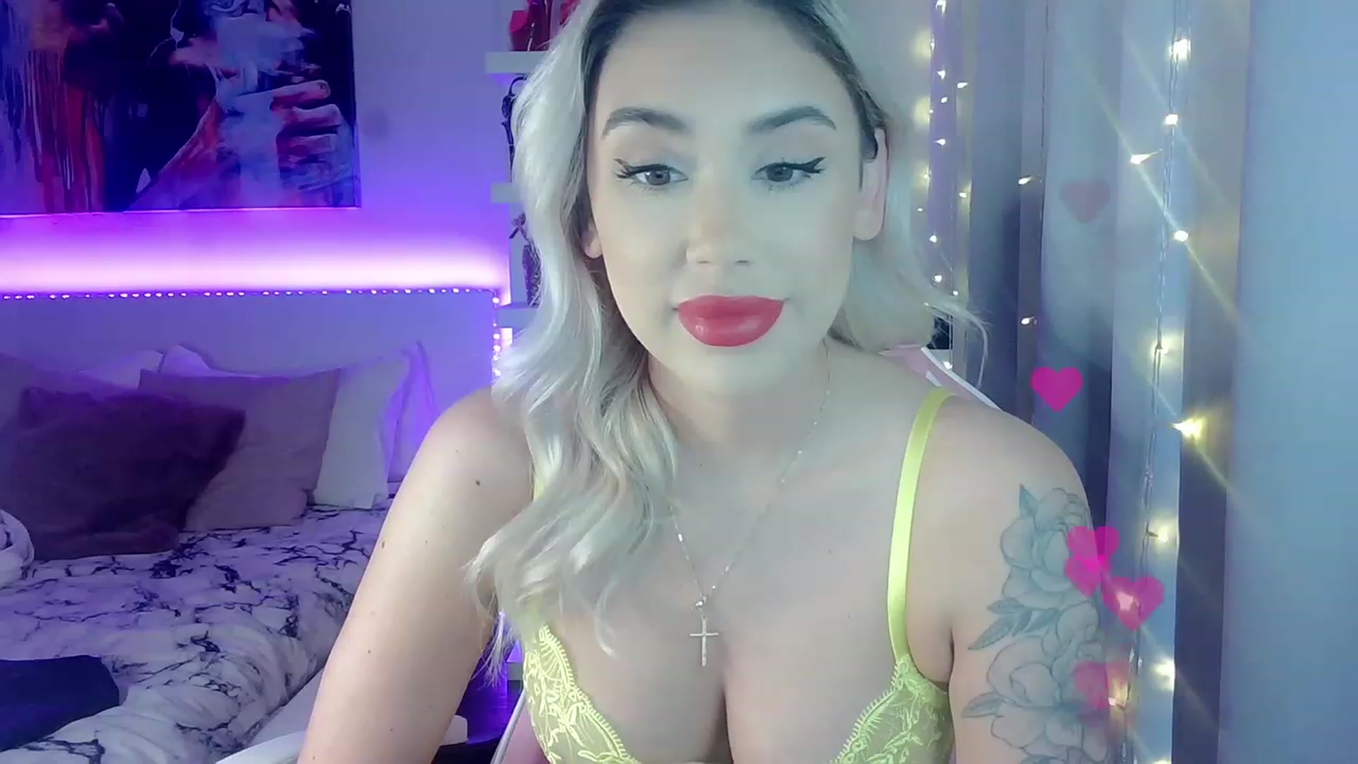 Gallery image thumbnail from BarbieAmy's myfreecams stream on, 12/29/2023, 21:11 image 15 of 20