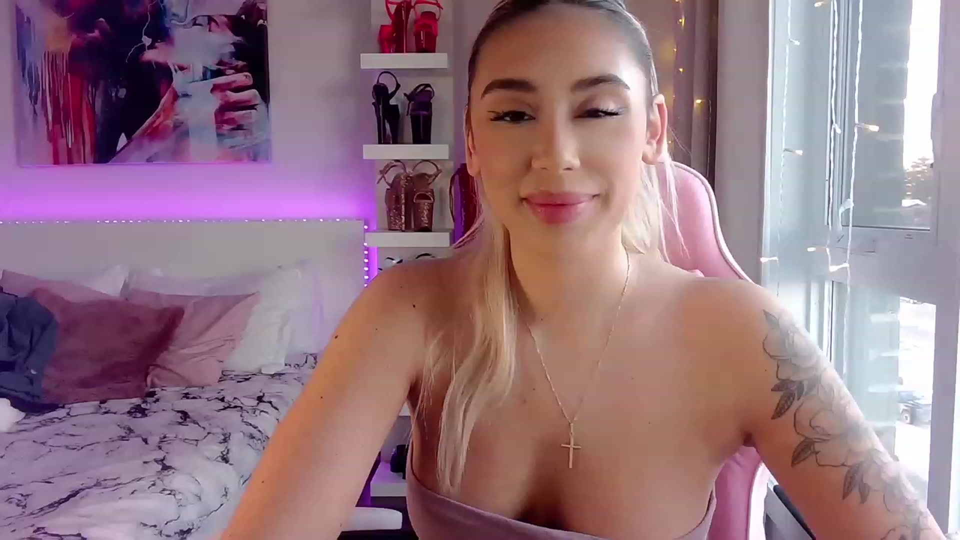 Gallery image thumbnail from BarbieAmy's myfreecams stream on, 01/04/2024, 21:03 image 1 of 20