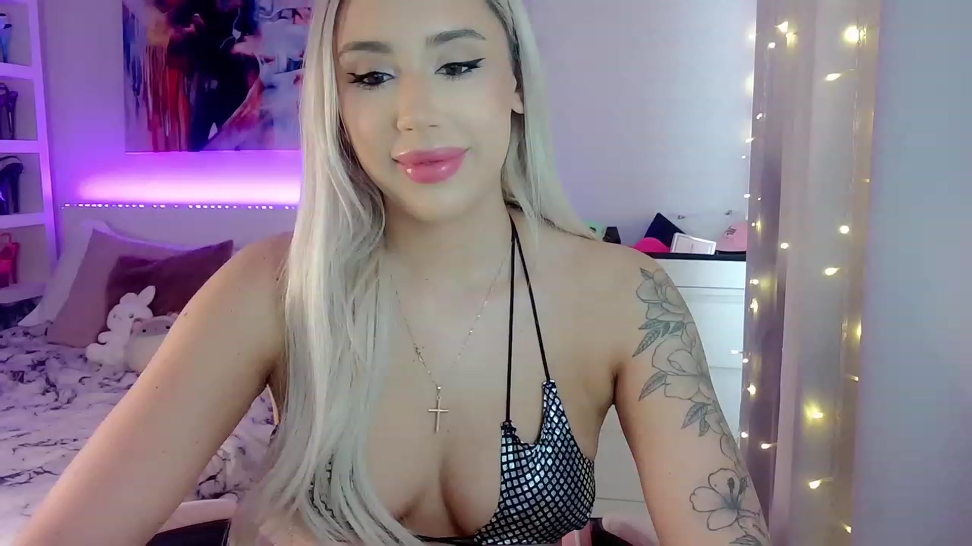 Gallery image thumbnail from BarbieAmy's myfreecams stream on, 01/27/2024, 19:36 image 11 of 20