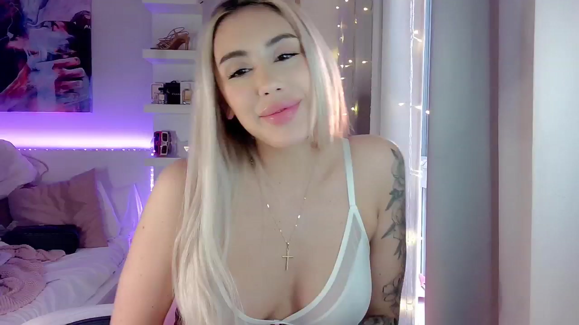 Gallery image thumbnail from BarbieAmy's myfreecams stream on, 04/27/2024, 24:19 image 5 of 20
