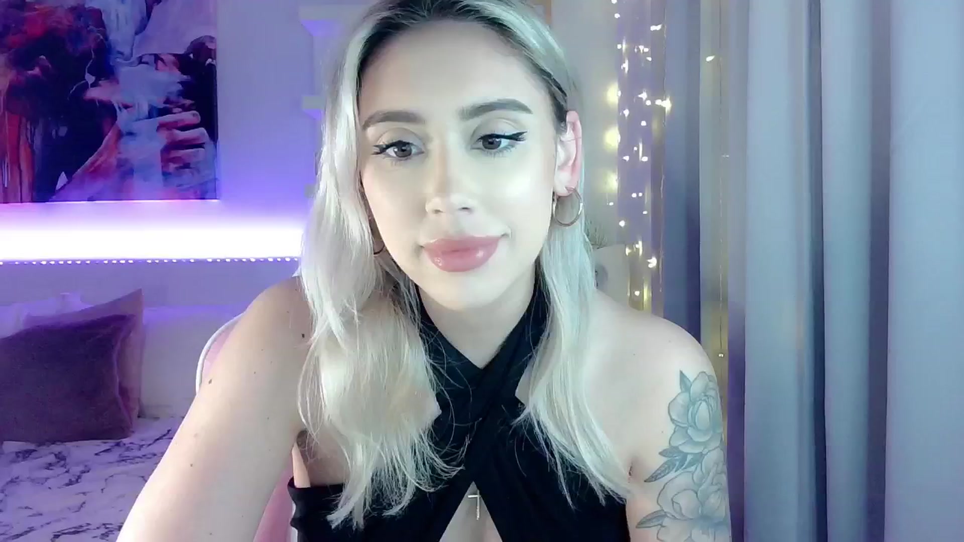 Gallery image thumbnail from BarbieAmy's myfreecams stream on, 05/17/2024, 23:58 image 18 of 20