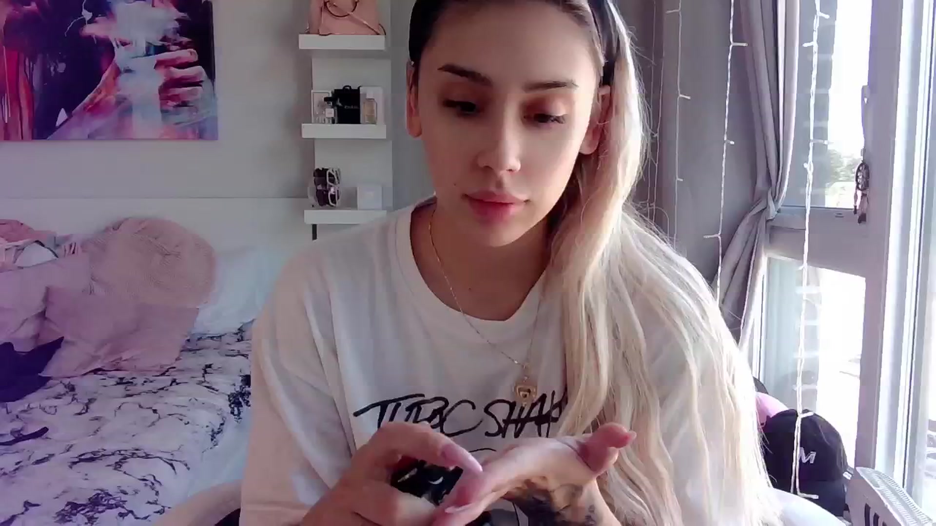 Gallery image thumbnail from BarbieAmy's myfreecams stream on, 06/03/2024, 16:40 image 4 of 20
