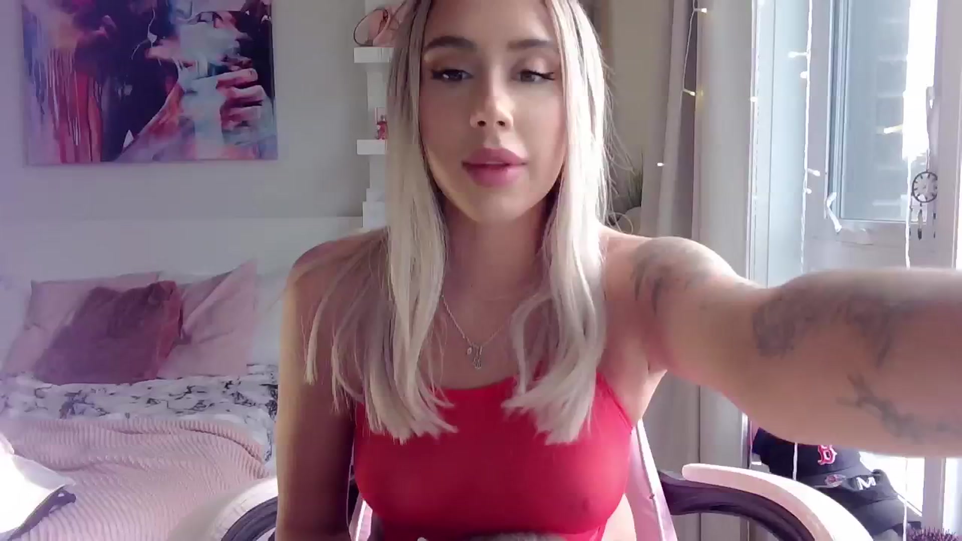 Gallery image thumbnail from BarbieAmy's myfreecams stream on, 08/15/2024, 22:53 image 16 of 20