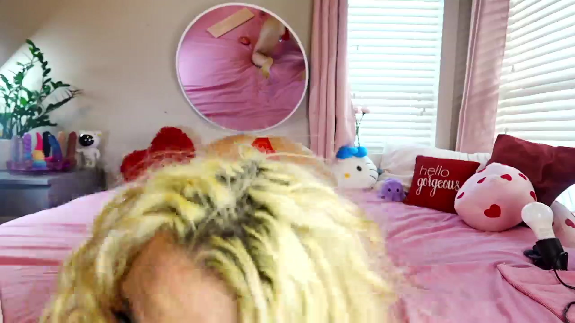 Gallery image thumbnail from BarbieBluEyes's myfreecams stream on, 07/01/2025, 23:39 image 7 of 20