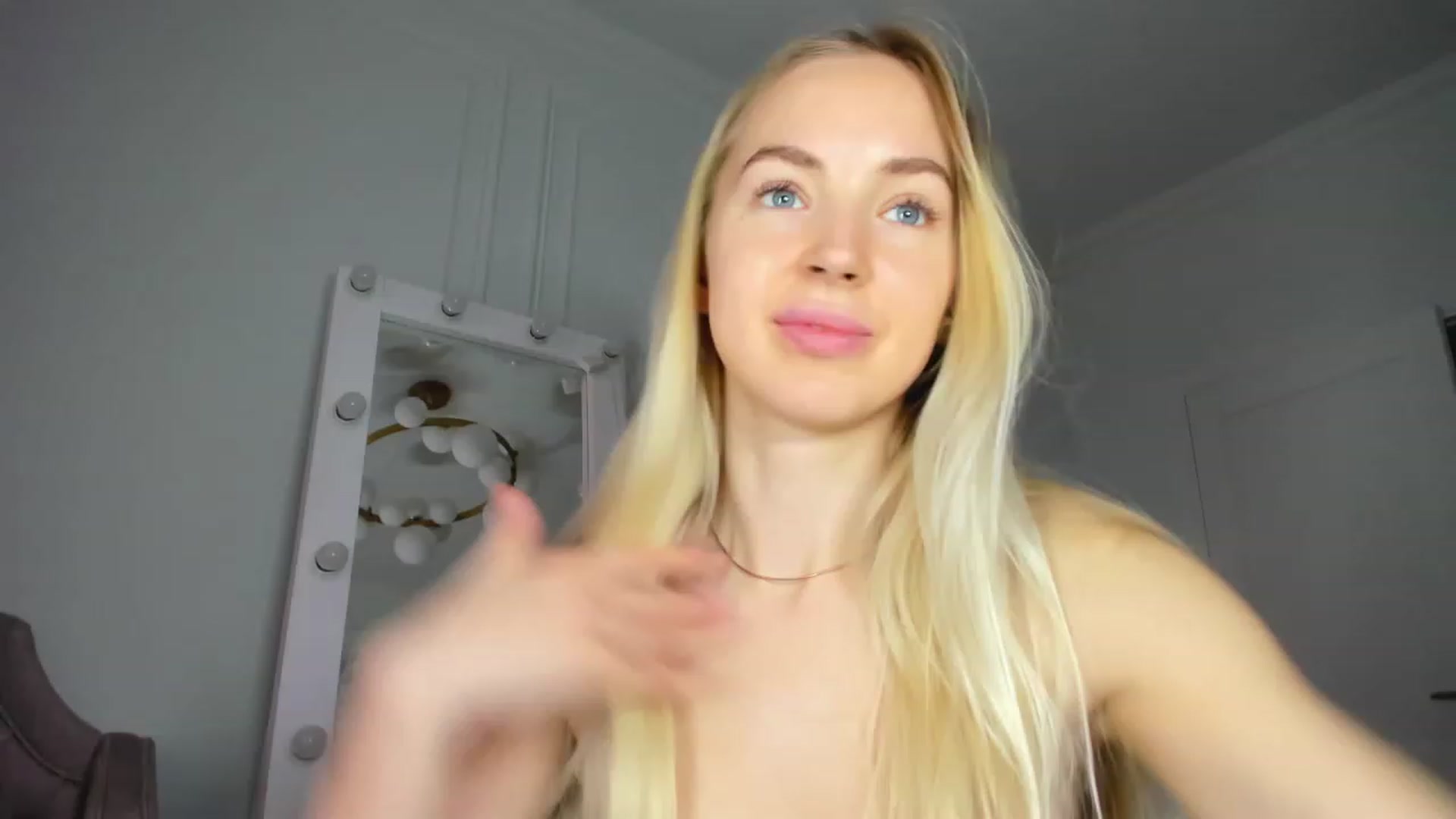 Gallery image thumbnail from BarbieX's myfreecams stream on, 12/23/2023, 10:15 image 14 of 20